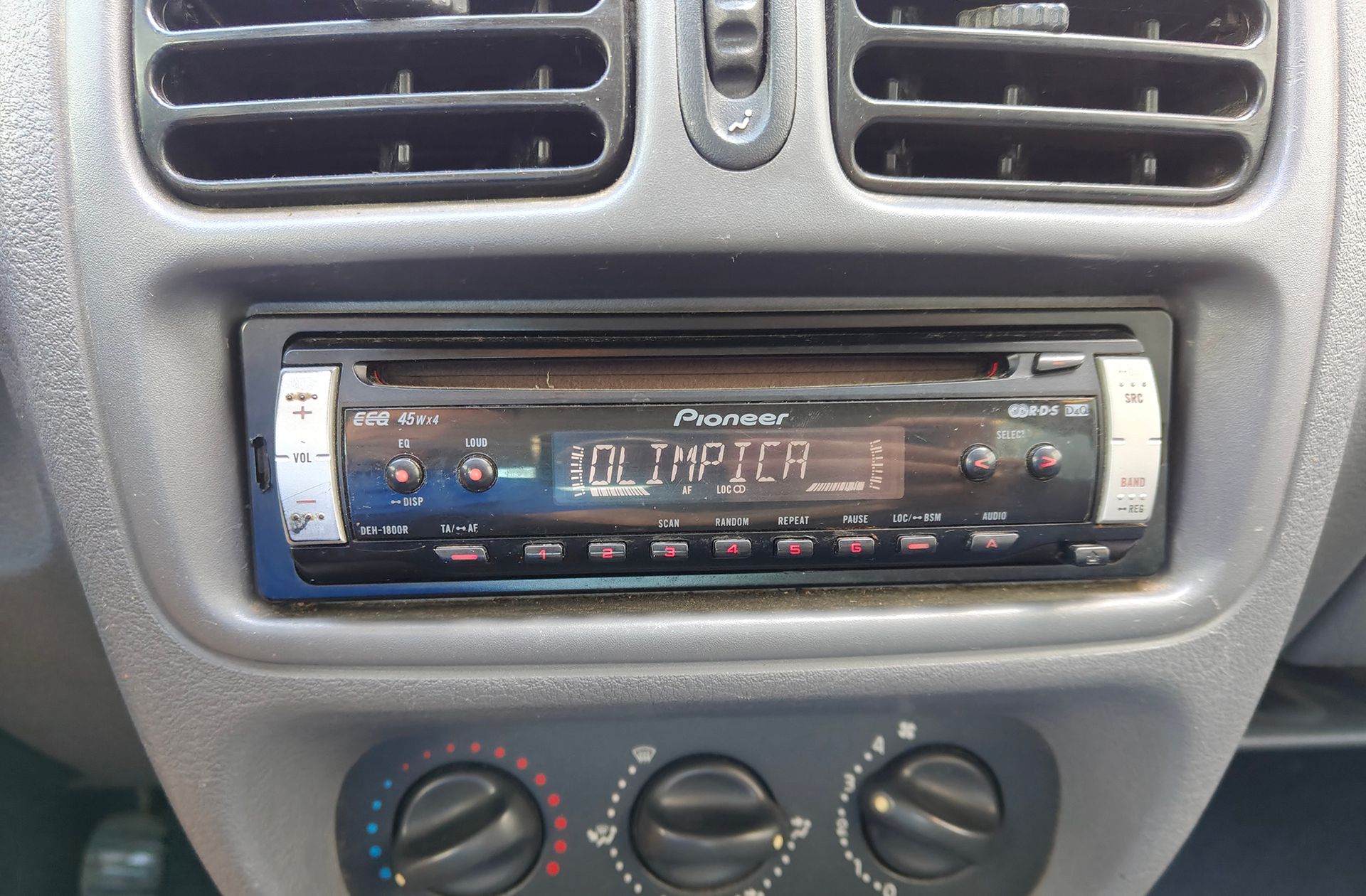 Renault Clio 1.9 D Alizé - foto 24