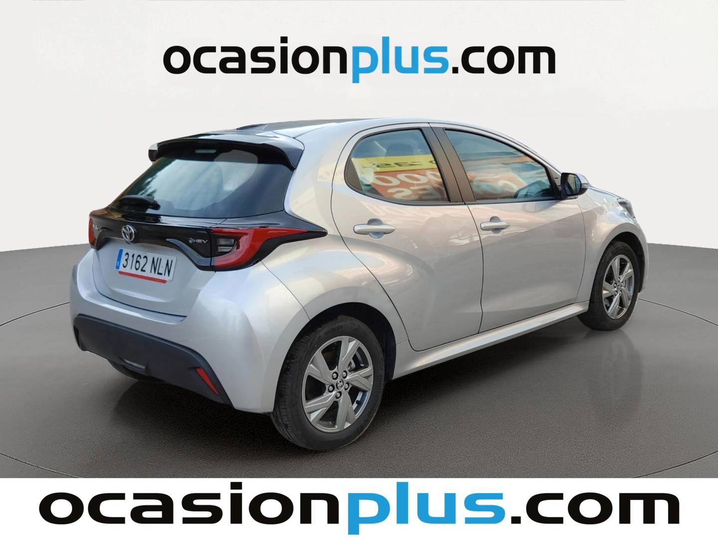 Foto trasera Toyota Yaris Toyota Yaris 120H Active Plus (116 CV) derecha