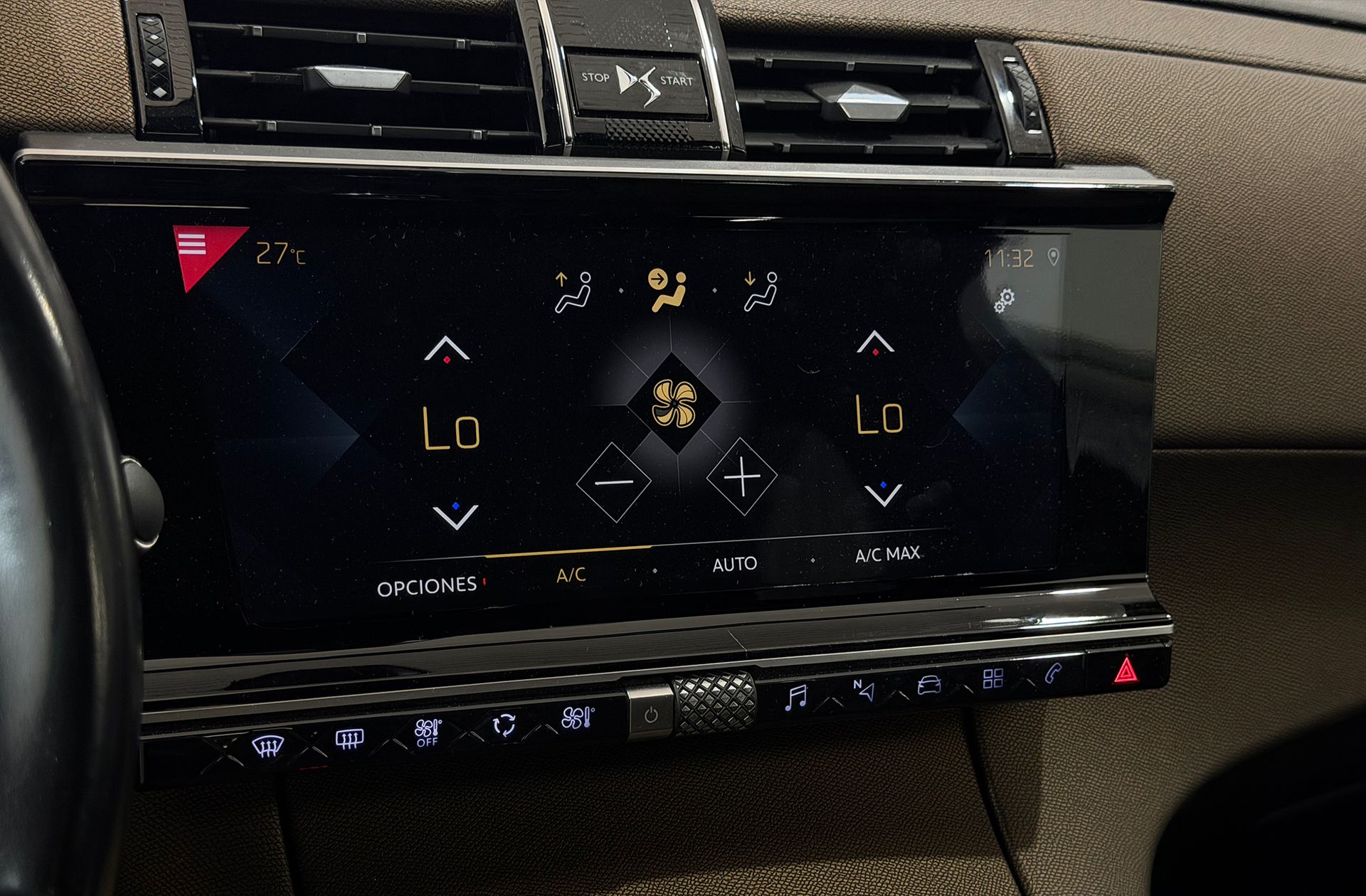 DS 7 Crossback BlueHDi 130 Be Chic - foto 37