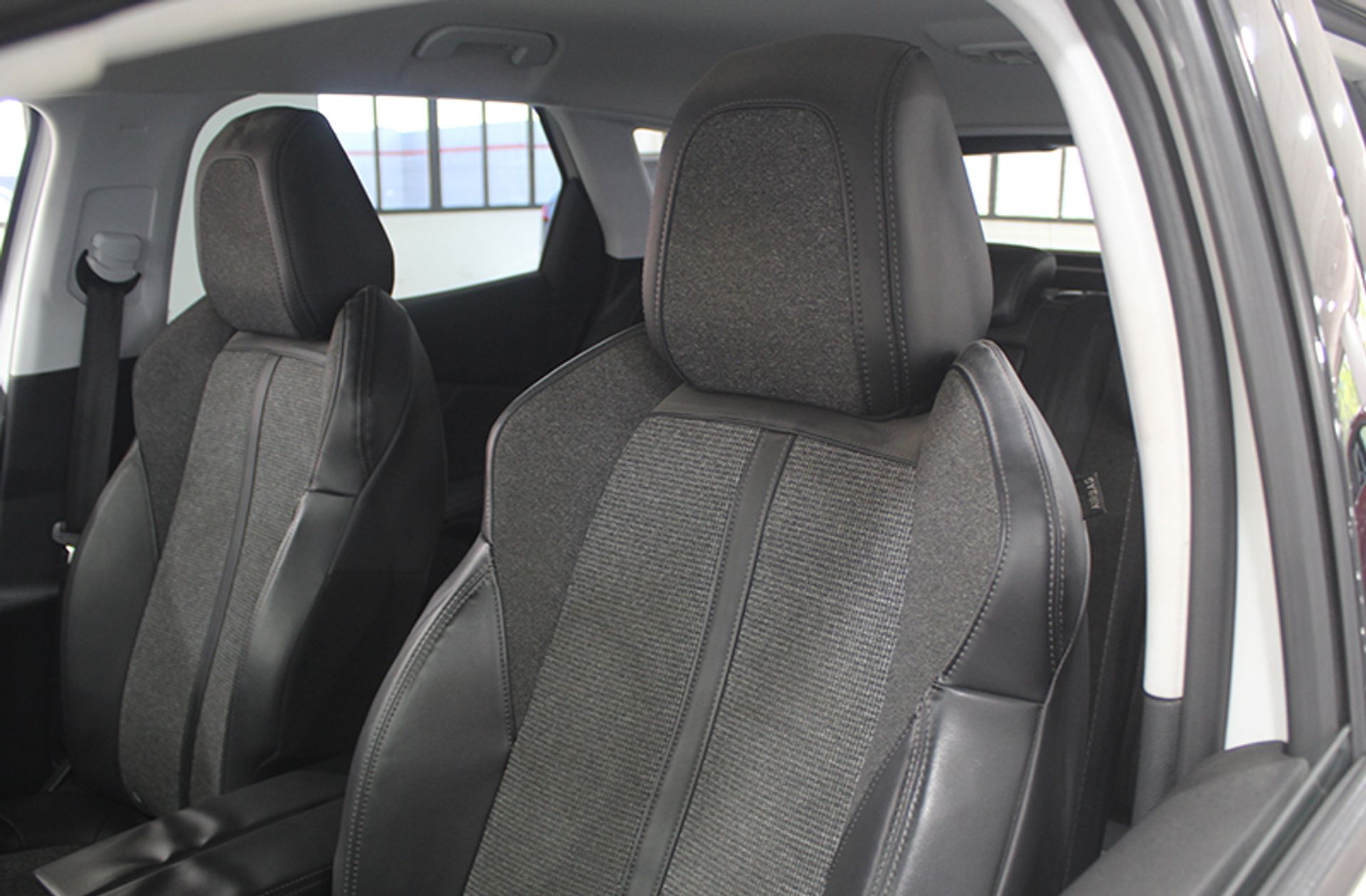Peugeot 3008 BlueHDi 130 Allure - foto 6