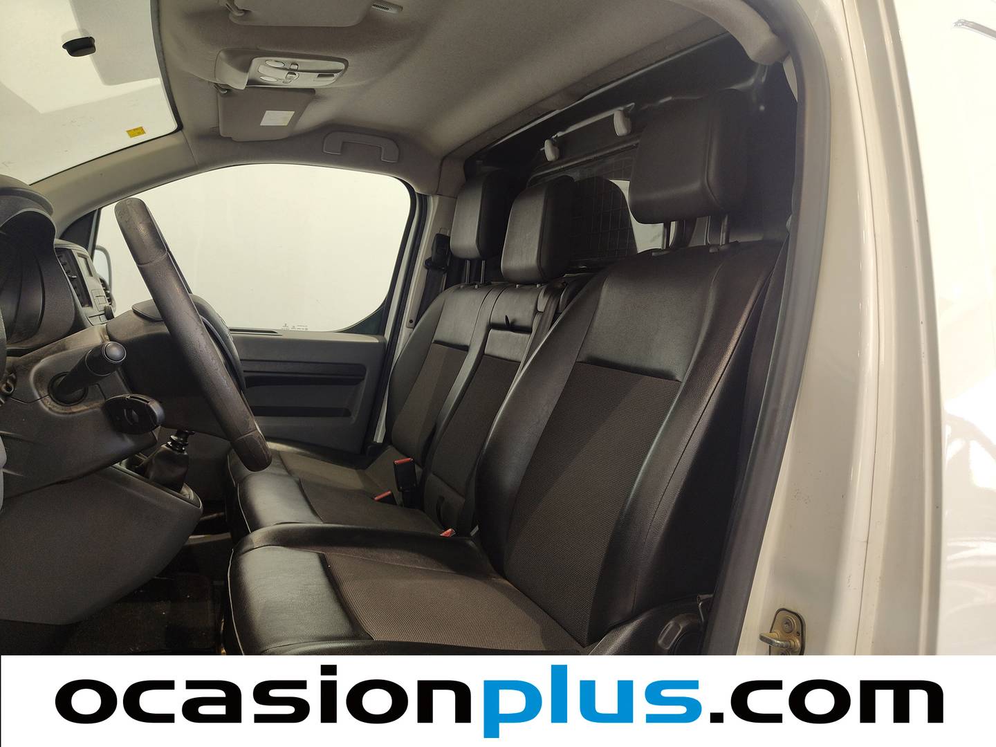 Foto asientos delanteros Toyota Proace Toyota Proace Furgon 1.6 D Comfort L1 (116 CV)