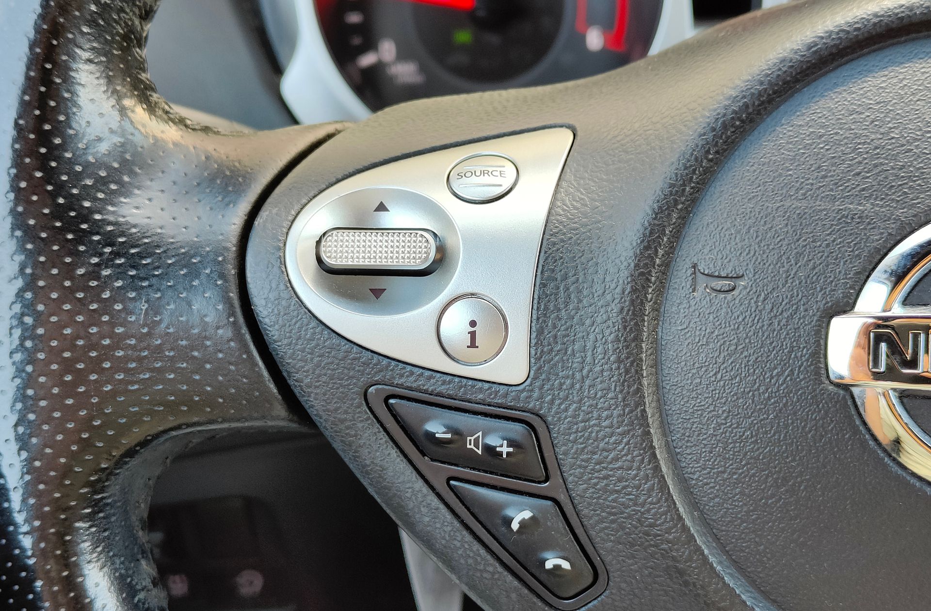 Nissan Juke dCi 110 N-Connecta 4x2 - foto 26