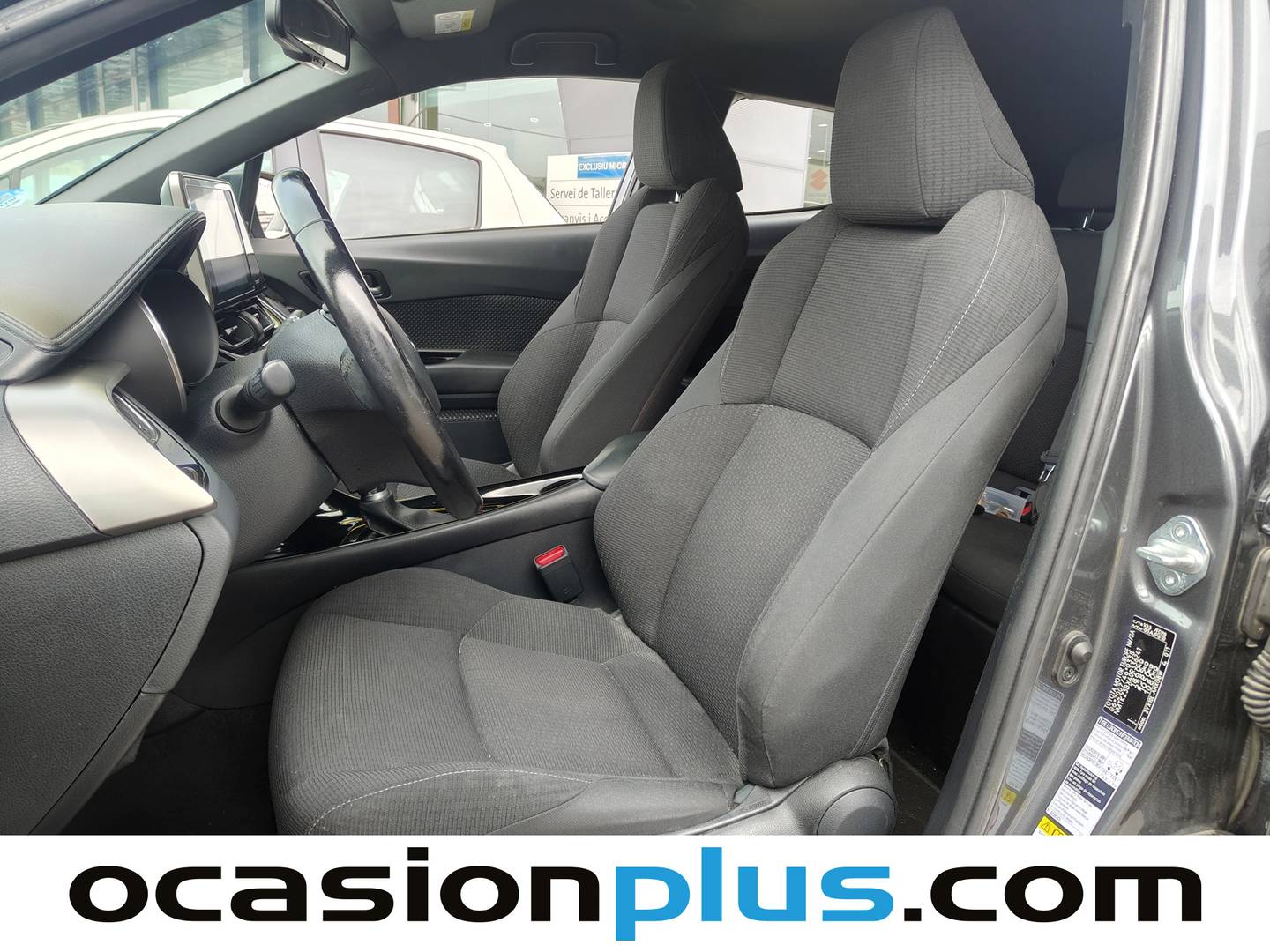 Foto asientos delanteros Toyota C-HR Toyota C-HR 1.8 125H Advance (122 CV)