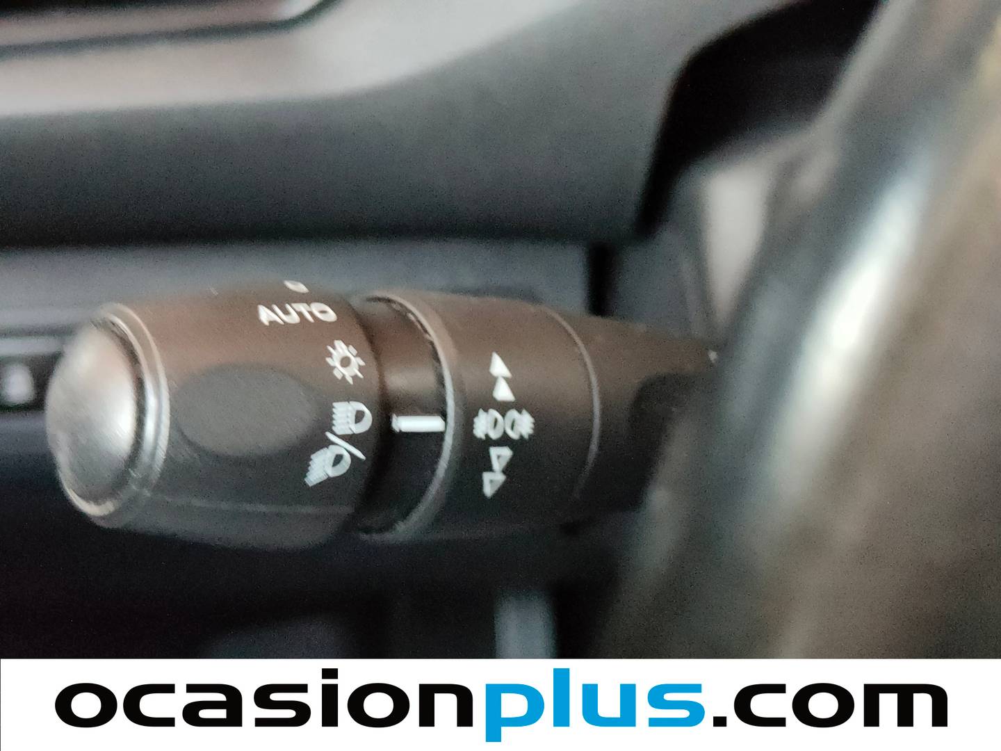 Extras y acabados del Peugeot 308 Peugeot 308 BlueHDi 100 Style (100 CV)