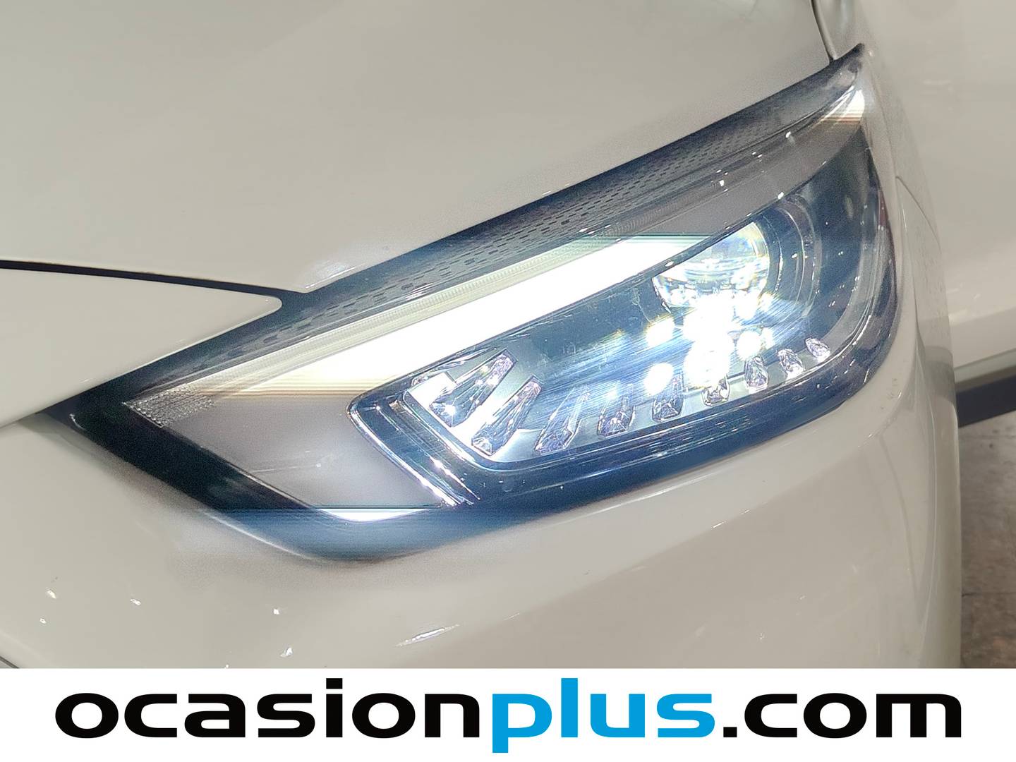 Acabados MG ZS MG ZS 1.0T Luxury Auto (111 CV)
