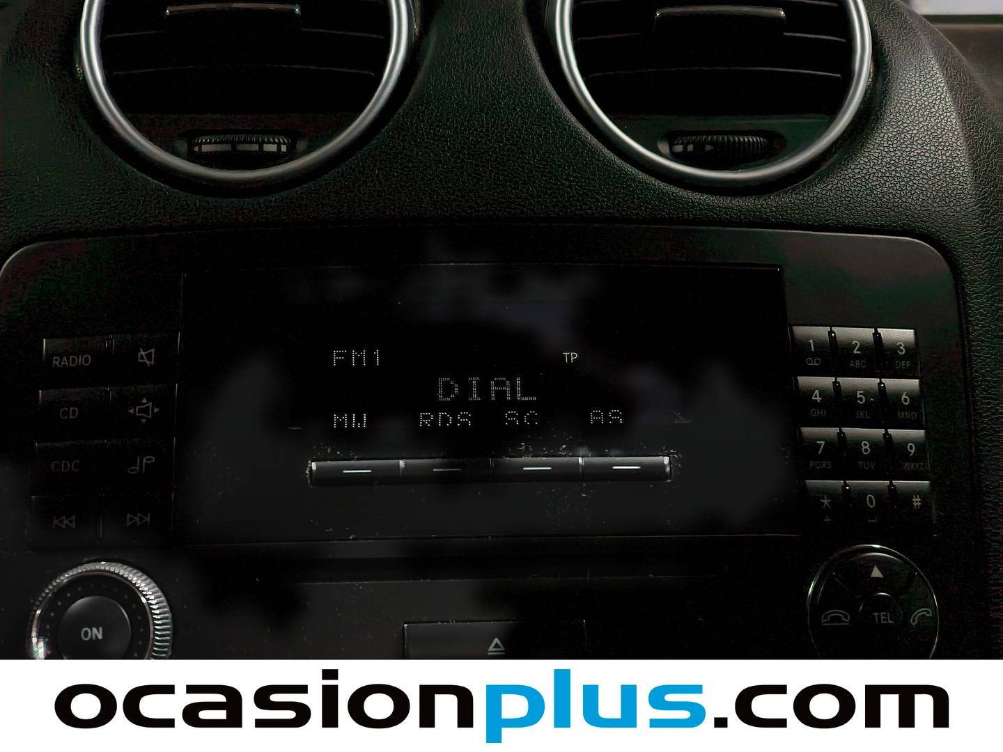 Equipamiento del Mercedes Clase M Mercedes Clase M ML 280 CDI (190 CV) 4 MATIC