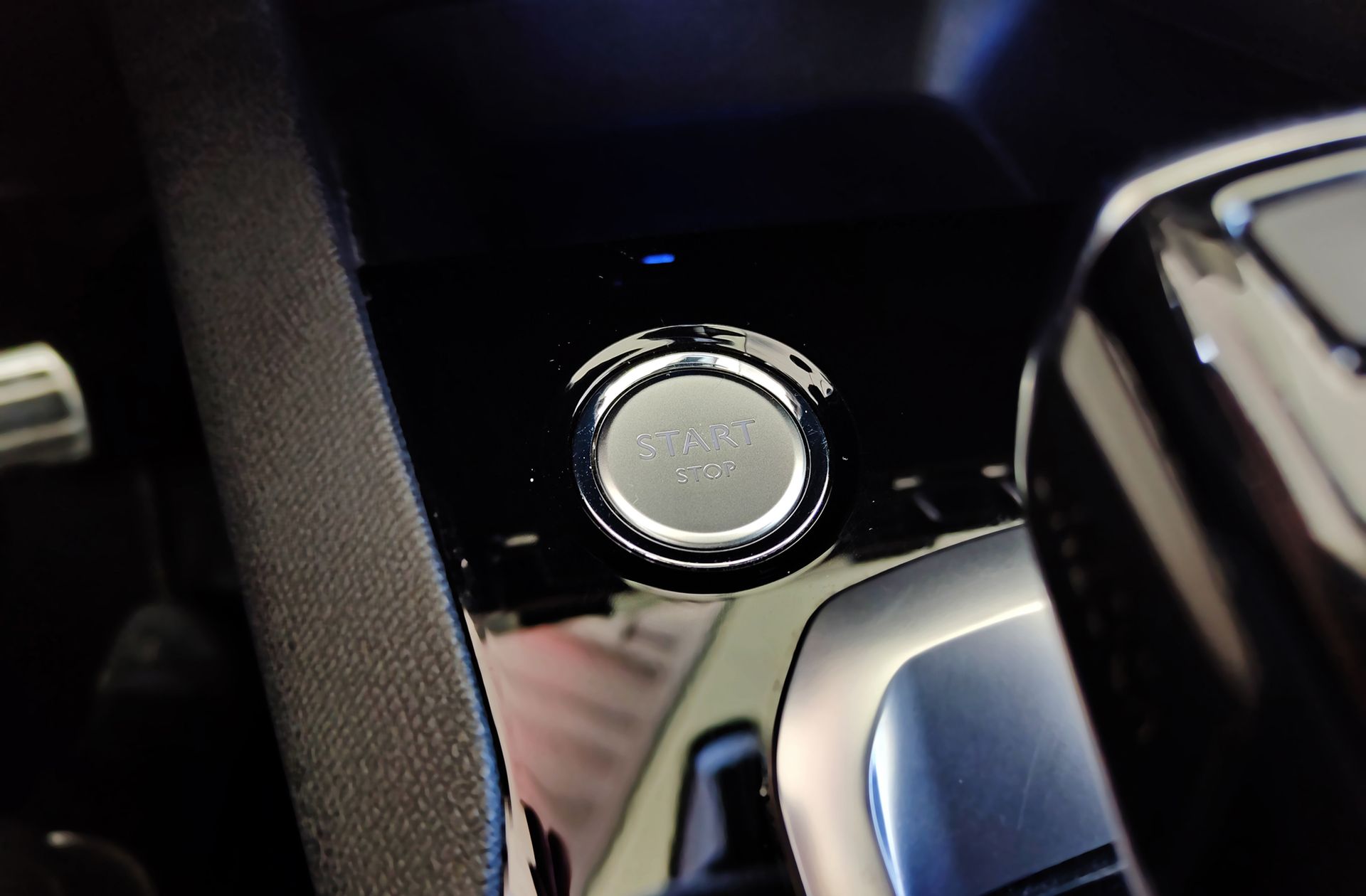 Peugeot 3008 BlueHDi 180 GT EAT6 - foto 48