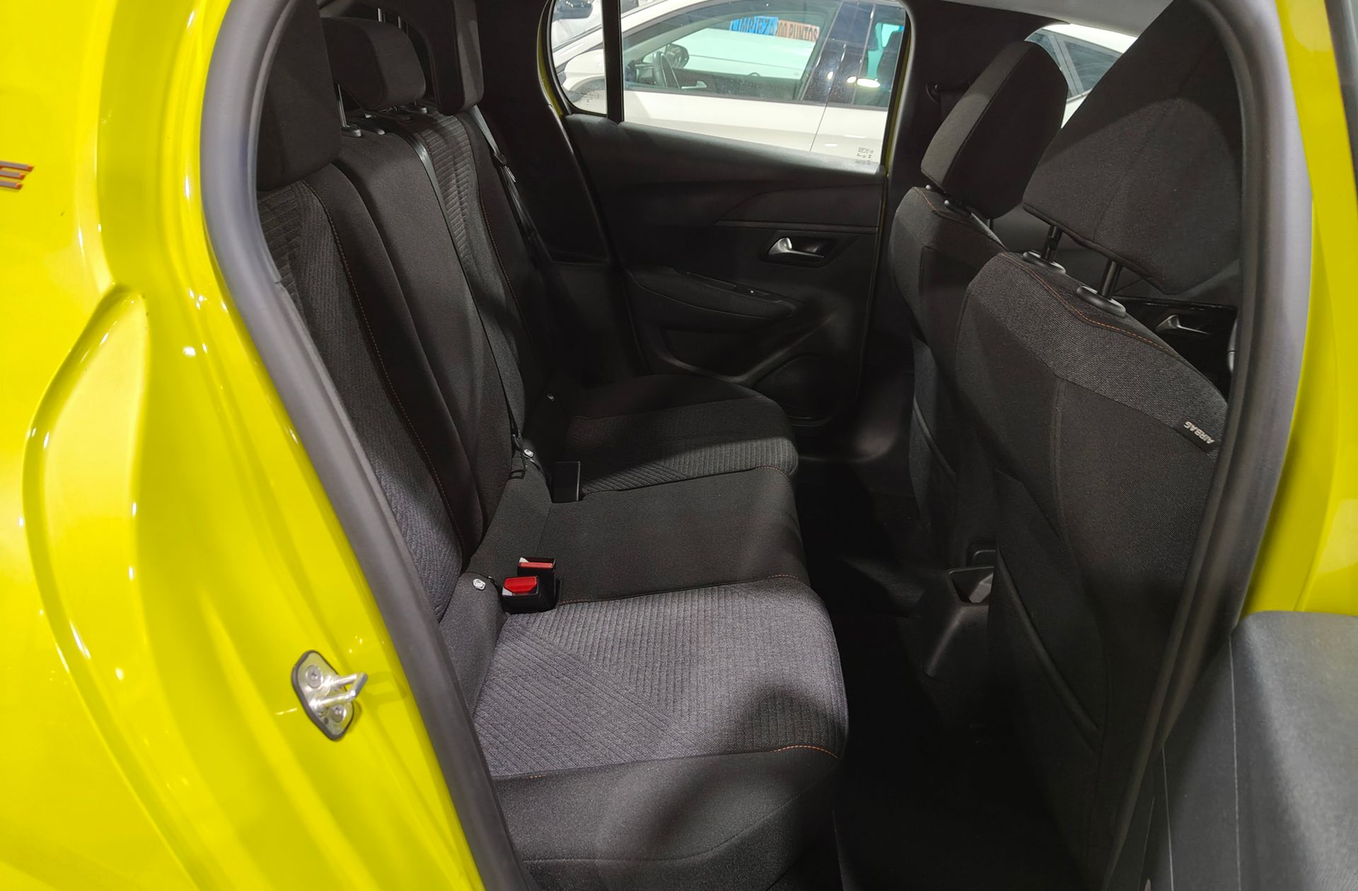 Peugeot 208 Style Hybrid 110 eDCS6 - foto 17