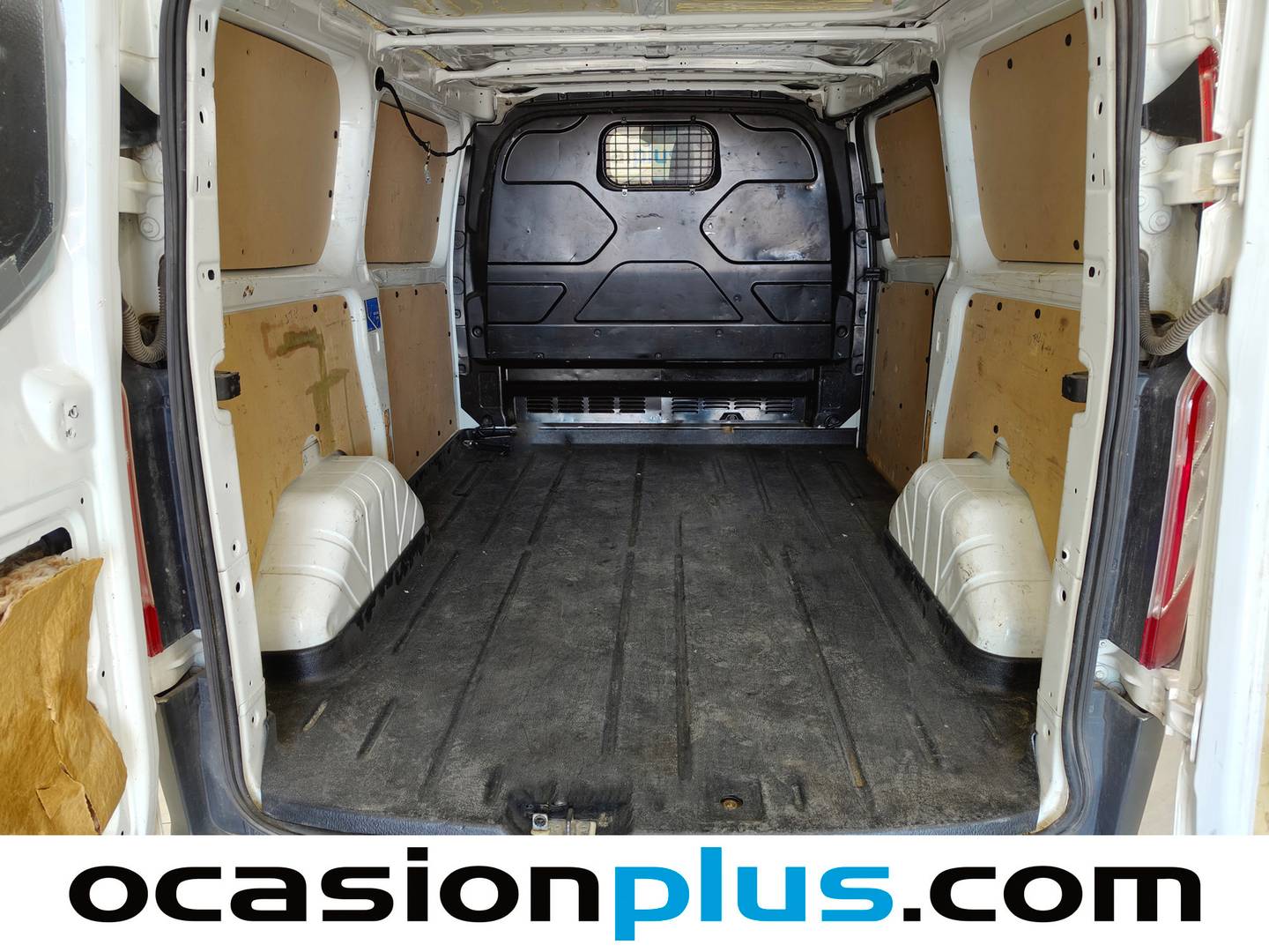 Fotos maletero Ford Transit Custom Ford Transit Custom Furgon 2.2 TDCI 270 L1 Ambiente (100 CV)