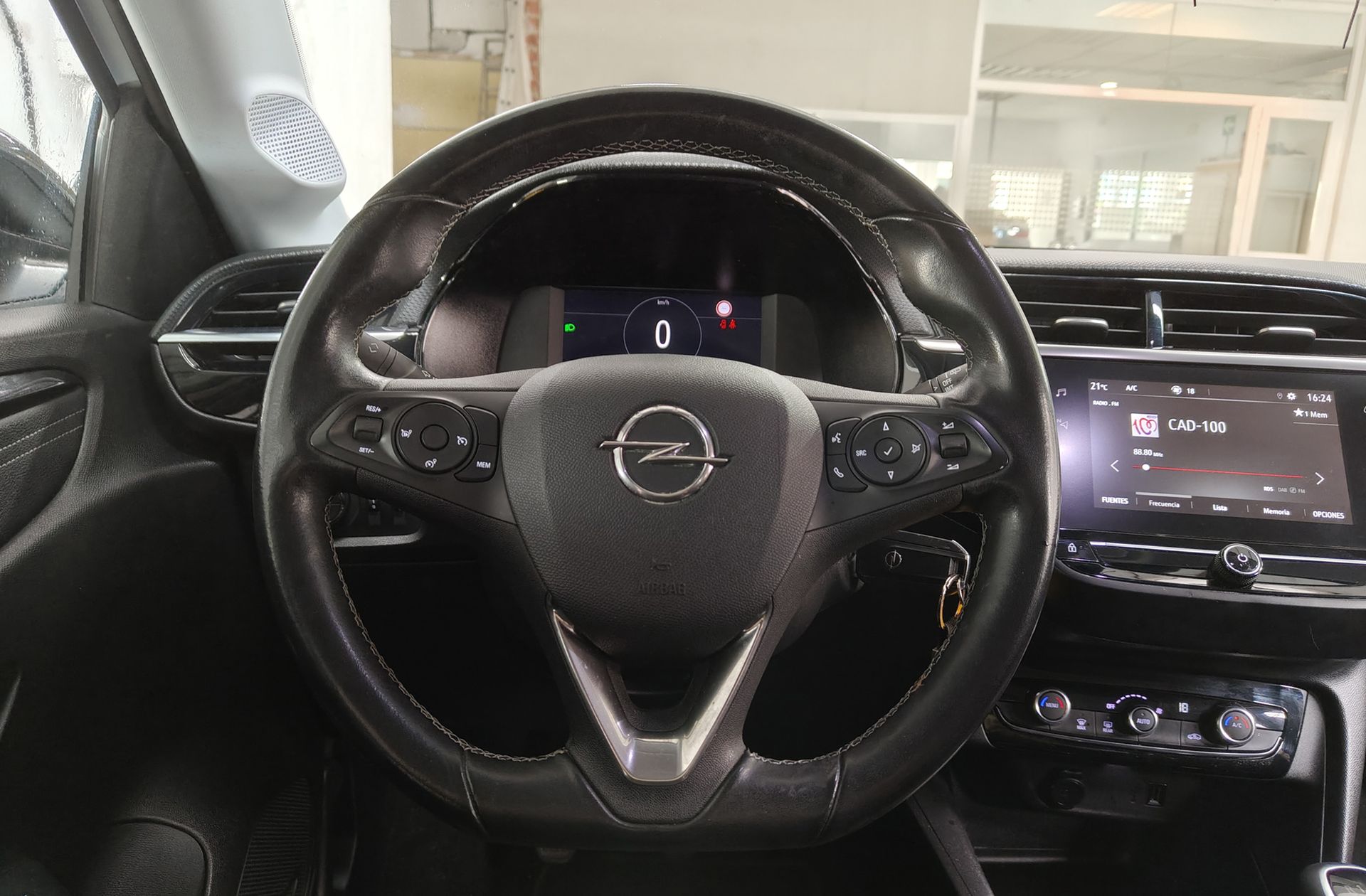 Opel Corsa 1.2 Turbo XHL Elegance - foto 21