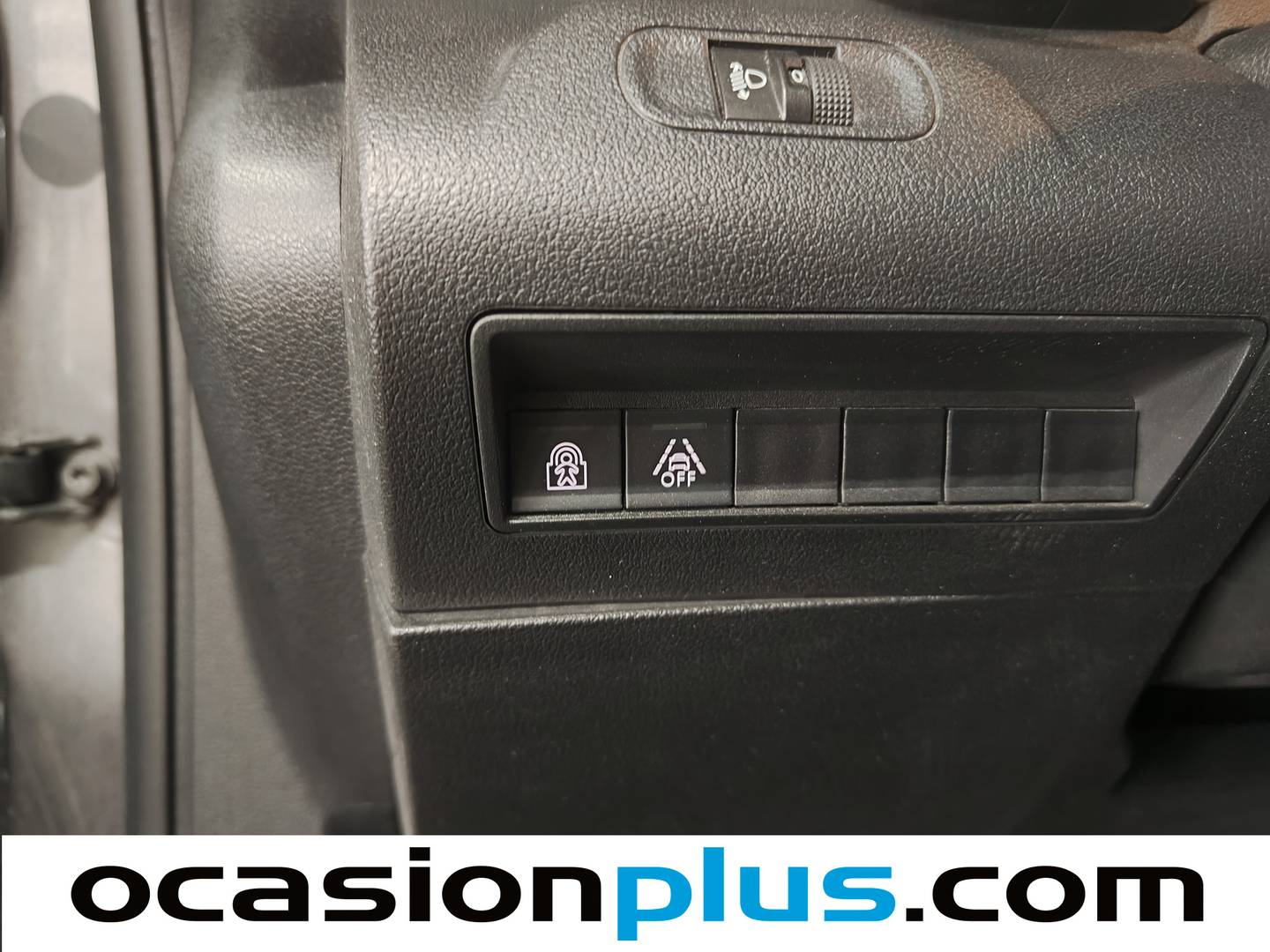 Accesorios del Citroën Berlingo Citroën Berlingo BlueHDi 100 S&S Talla M Shine (102 CV)