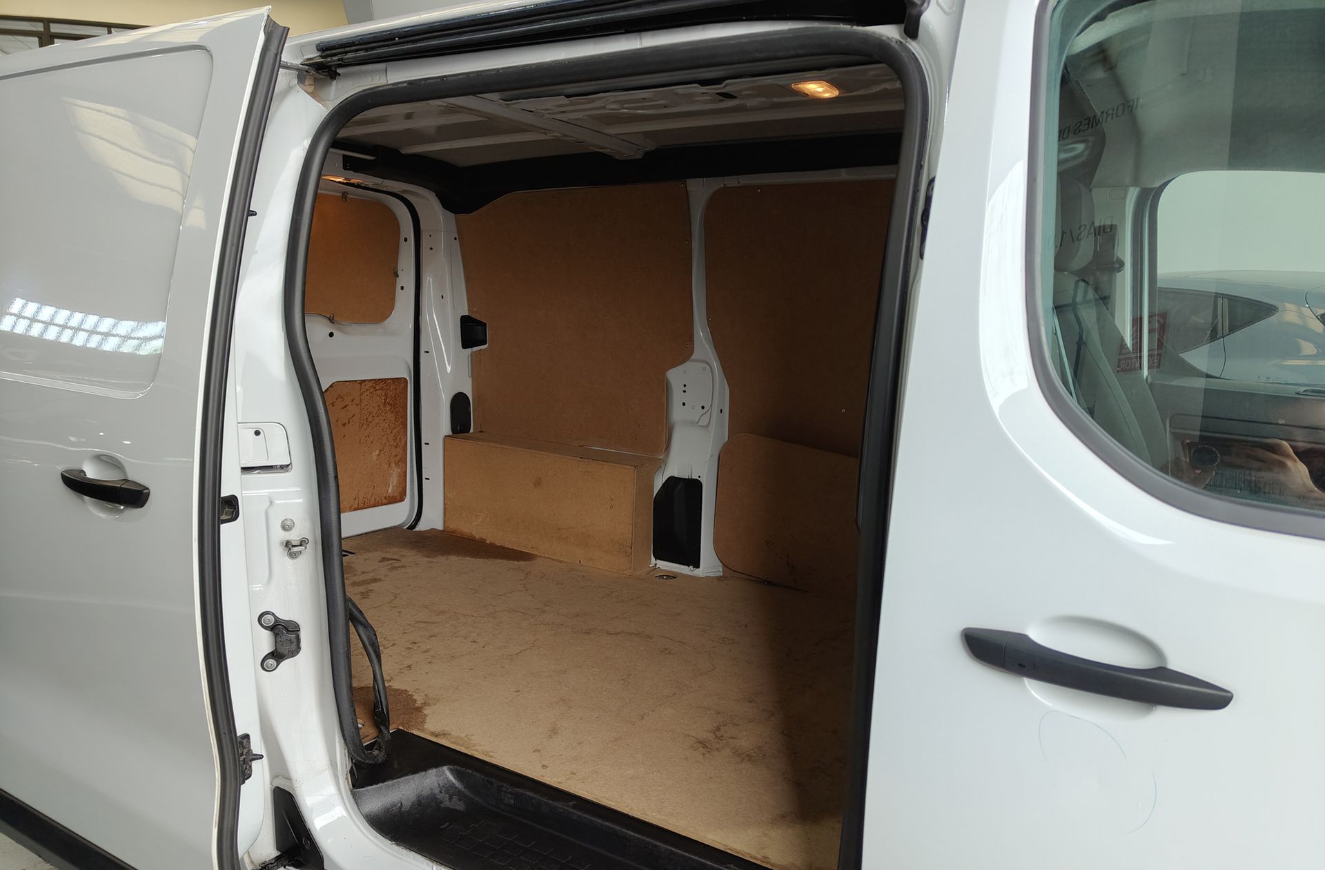 Fiat Scudo Furgon 1.5 BlueHDi L2 - foto 12
