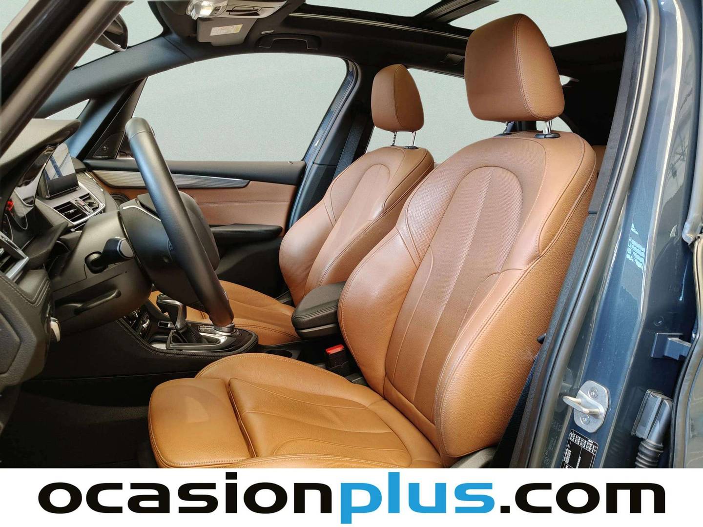 Foto asientos delanteros BMW Serie 2 Active Tourer BMW Serie 2 225xe iPerformance Active Tourer (224 CV)