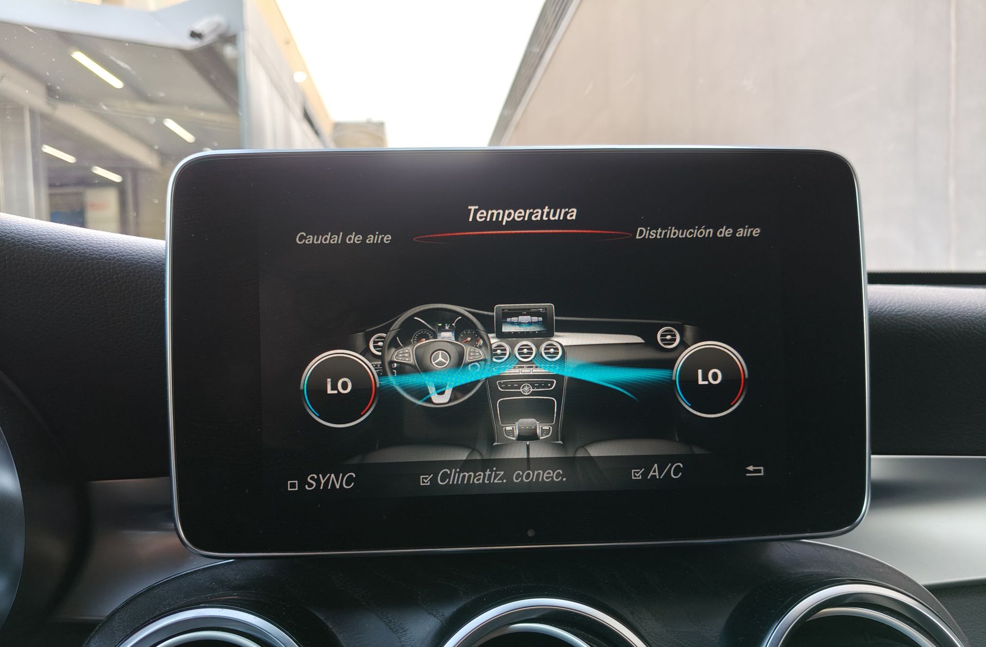 Mercedes-Benz GLC 250 4Matic - foto 40