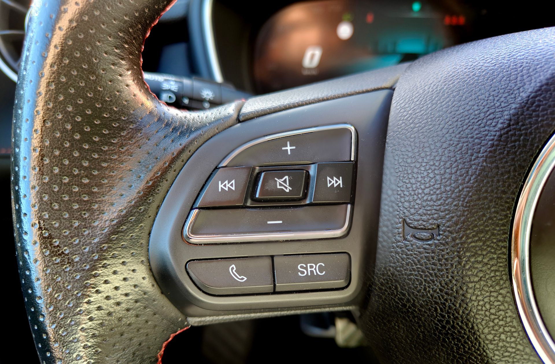 MG HS 1.5 Turbo GDI Luxury DCT - foto 29