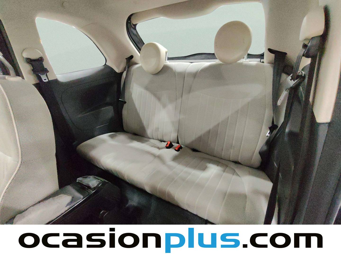 Foto asientos traseros Fiat 500 Fiat 500 1.2 8v Lounge (69 CV)