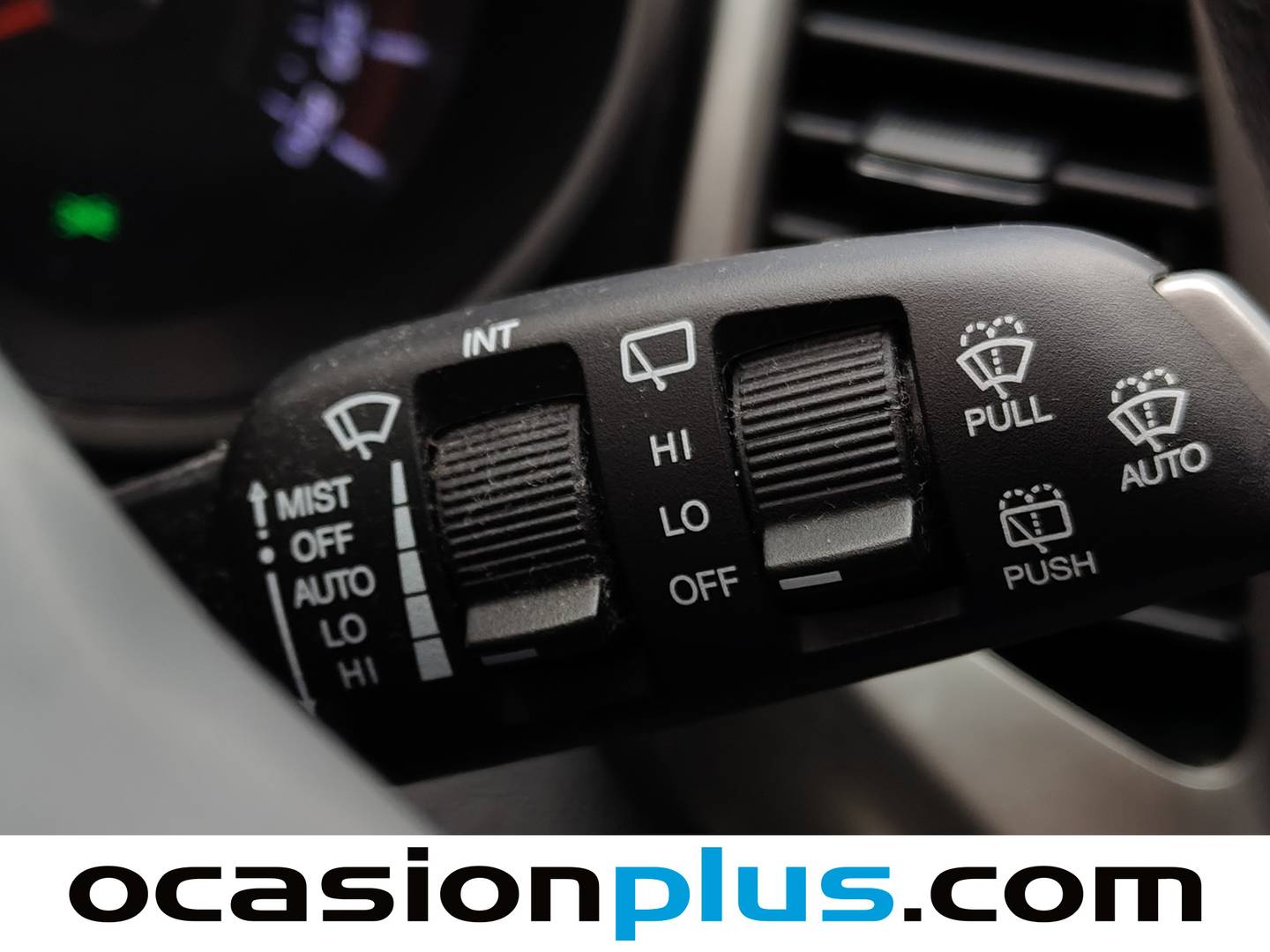 Foto SsangYong Tivoli Ssangyong Tivoli G16 1.6 Premium 4x2 (128 CV)