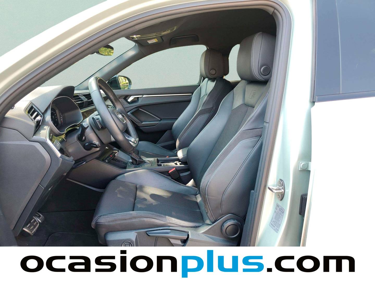 Foto asientos delanteros Audi Q3 Sportback Audi Q3 Sportback Black line 35 TDI (150 CV) S tronic