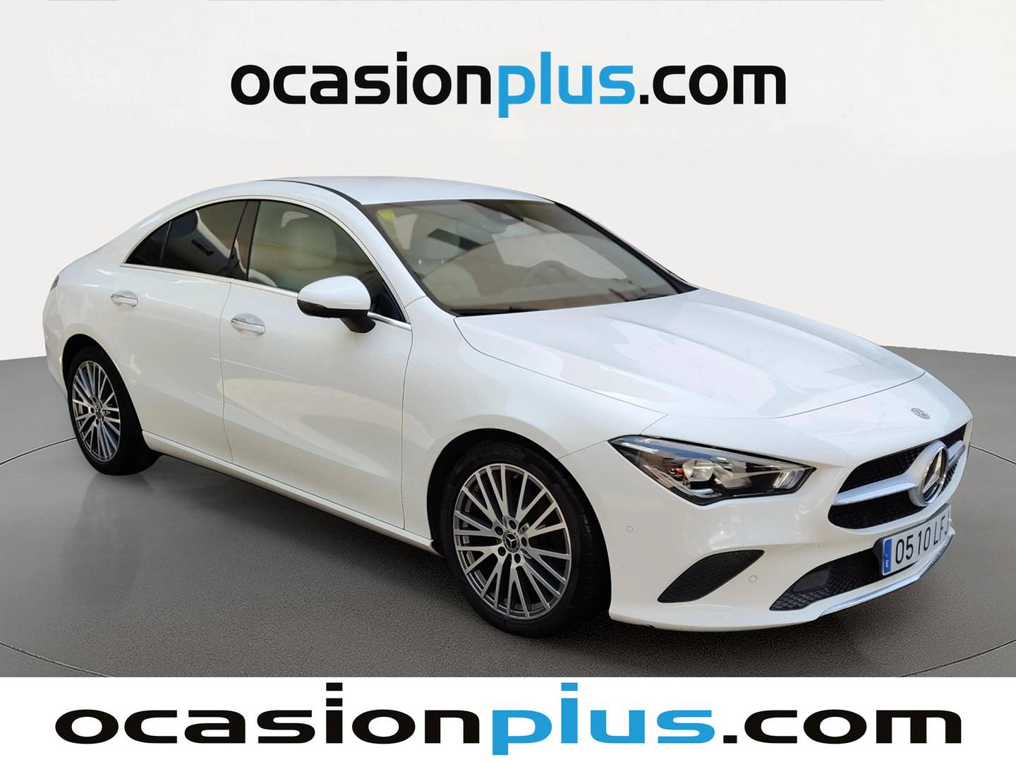 Foto delantera Mercedes CLA Mercedes CLA 180 (136 CV) derecha