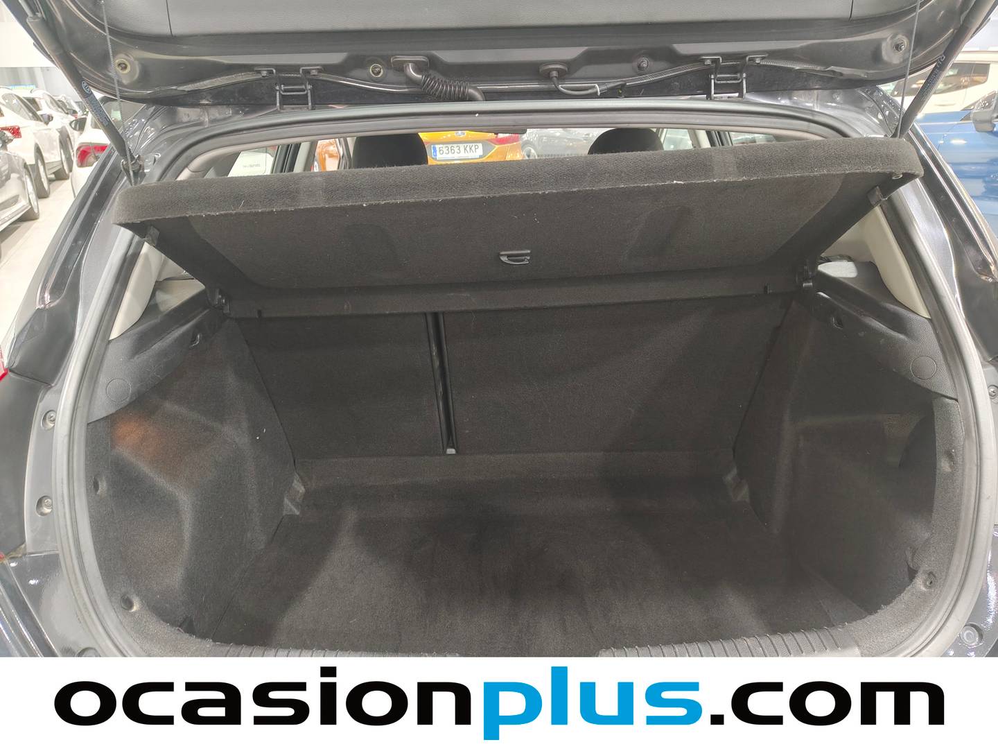 Fotos maletero KIA Ceed Kia Ceed 1.4 CRDi WGT Business (90 CV)
