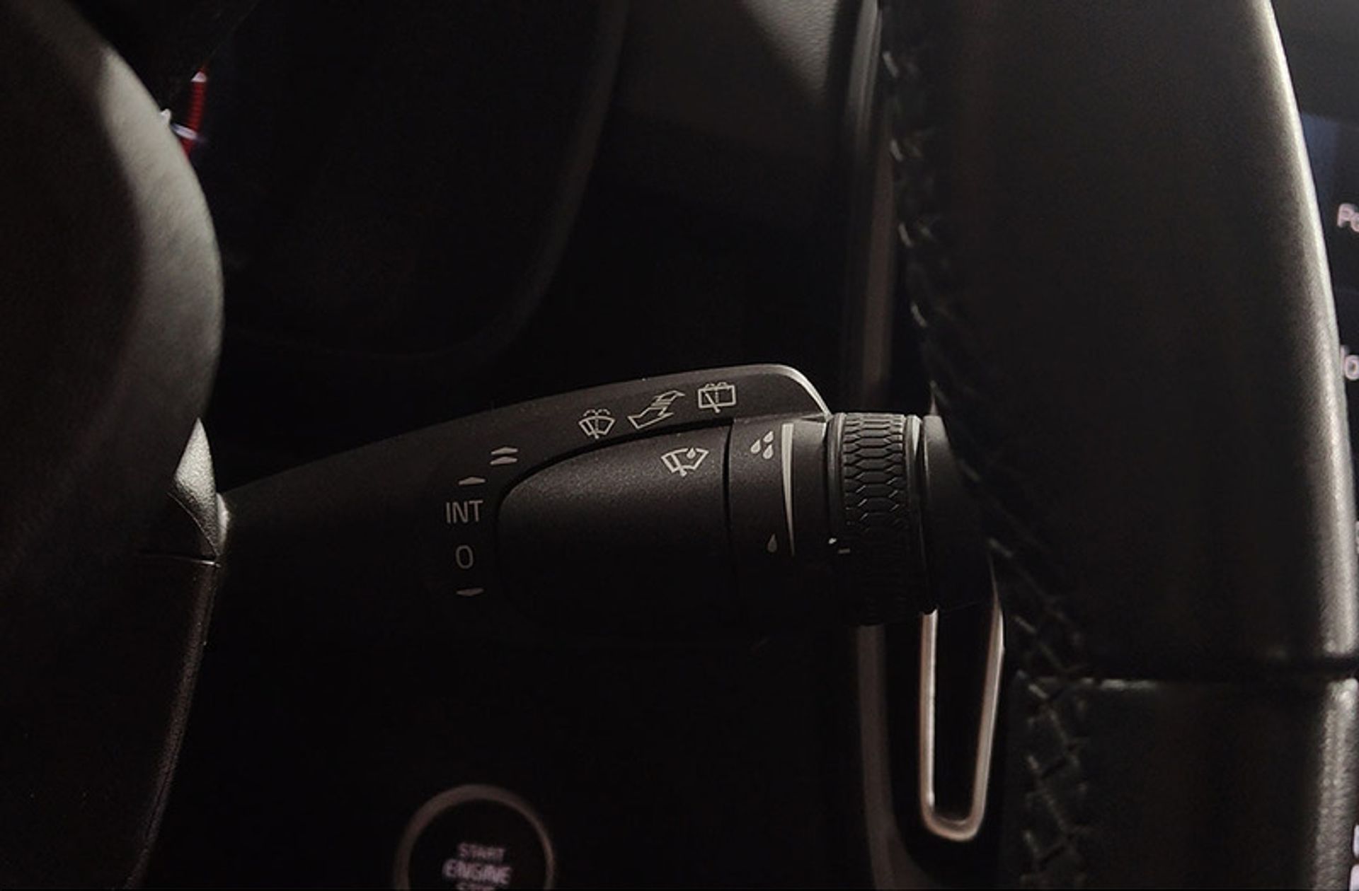 Volvo XC40 T2 Essential - foto 28