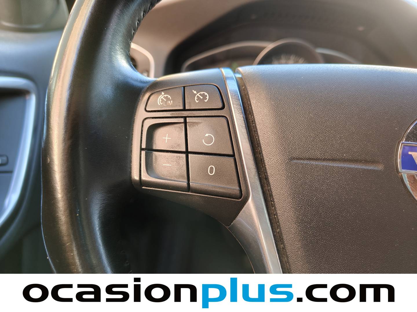 Foto Volvo V60 Volvo V60 D4 Momentum Auto (181 CV)