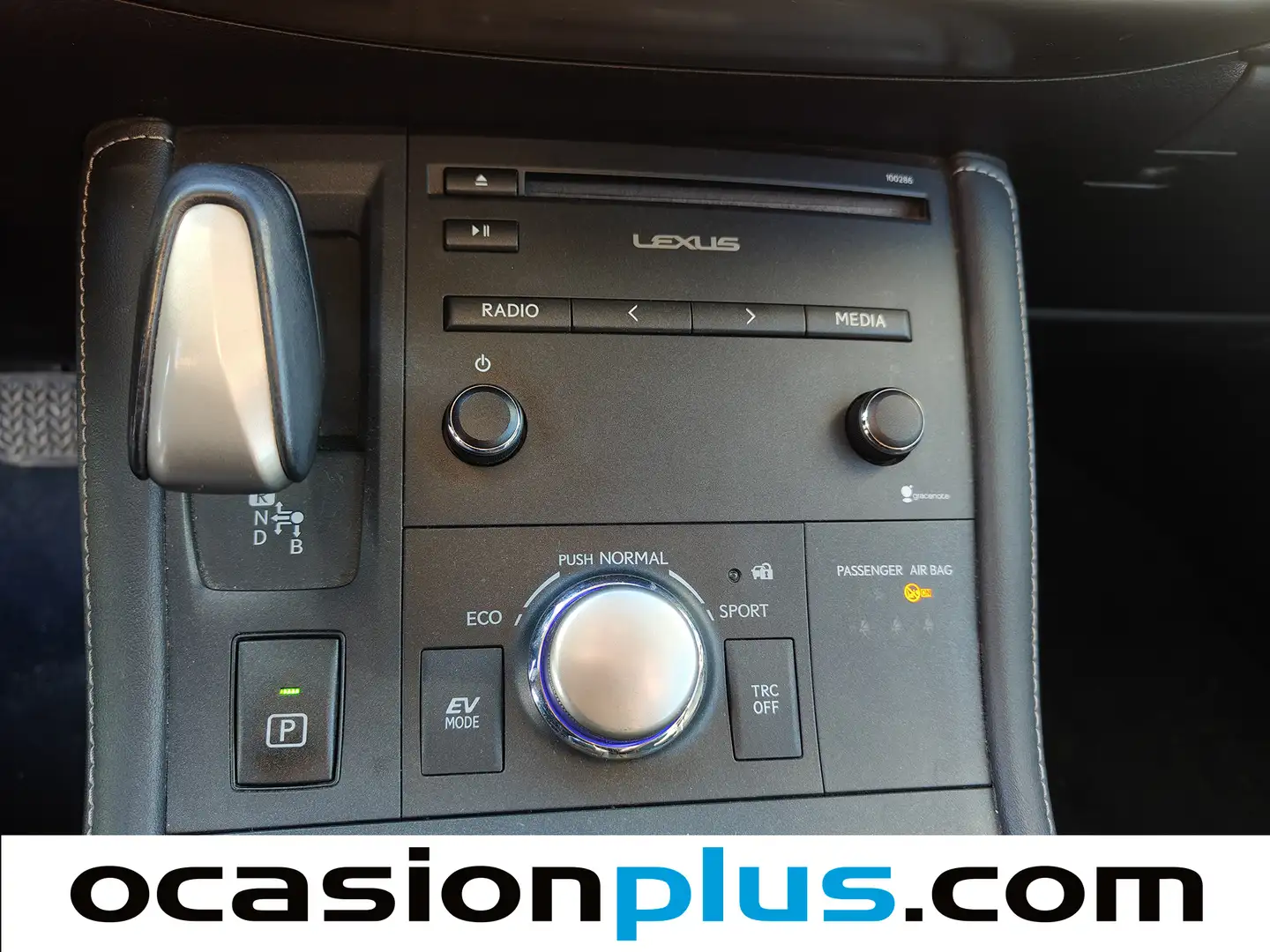 Foto Lexus CT Lexus CT 200h Business (136 CV)