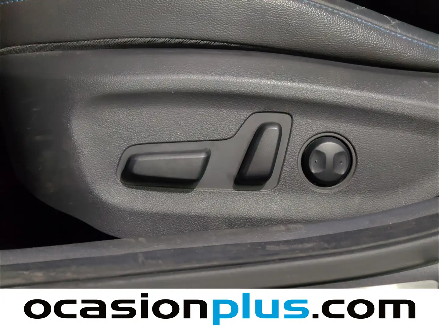 Foto Hyundai IONIQ Hyundai Ioniq 1.6 GDI HEV Style DCT (141 CV)