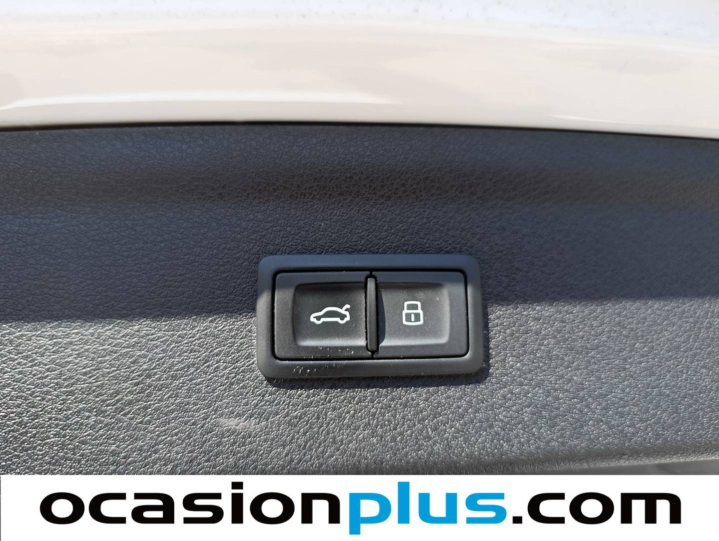 Extras del Audi Q3 Audi Q3 Attraction 2.0 TDI (120 CV)