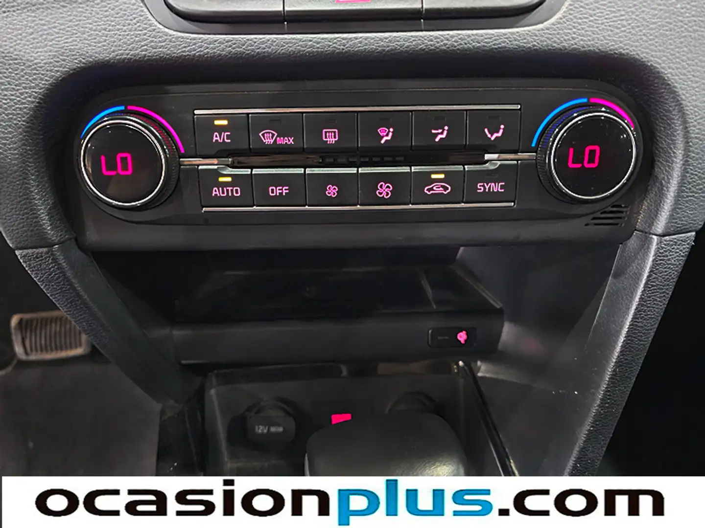 Foto KIA Ceed Tourer Kia Ceed Tourer 1.0 MHEV Tech DCT (120 CV)