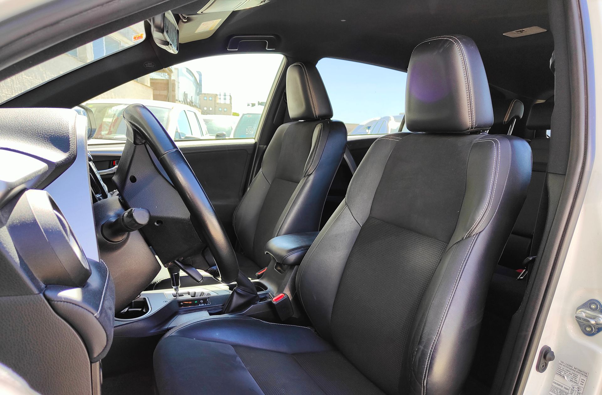 Toyota RAV4 2.5l Hybrid 4WD Feel! - foto 10