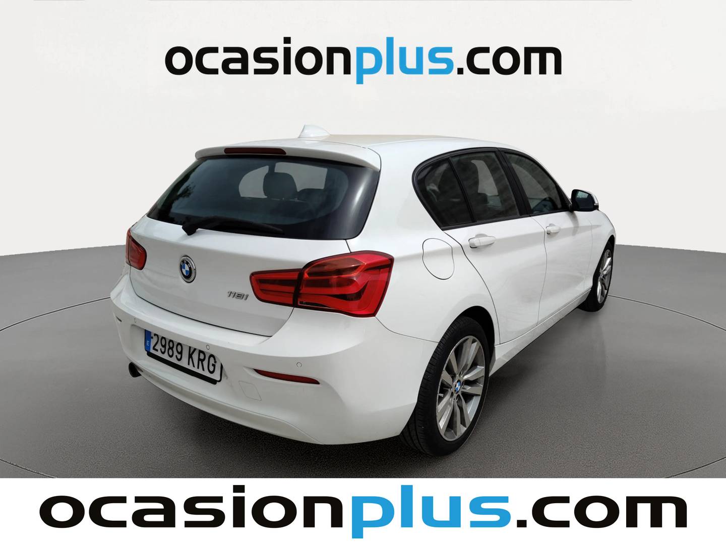Foto trasera BMW Serie 1 BMW Serie 1 118i (136 CV) derecha
