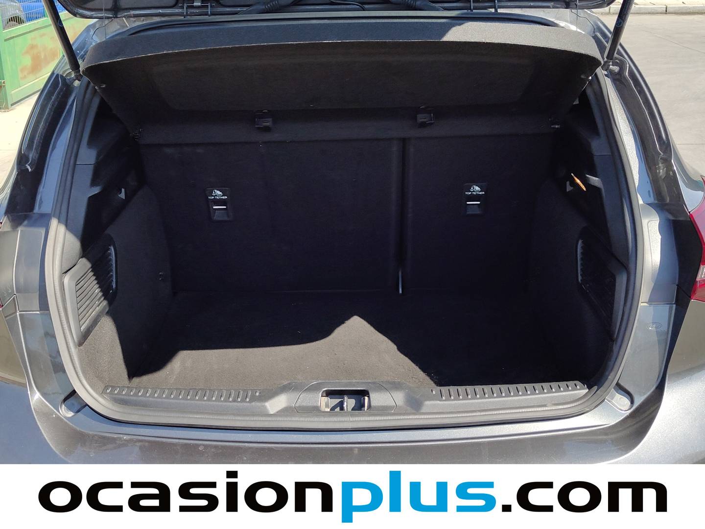 Fotos maletero Ford Focus Ford Focus 1.0 Ecoboost MHEV ST-Line (155 CV)