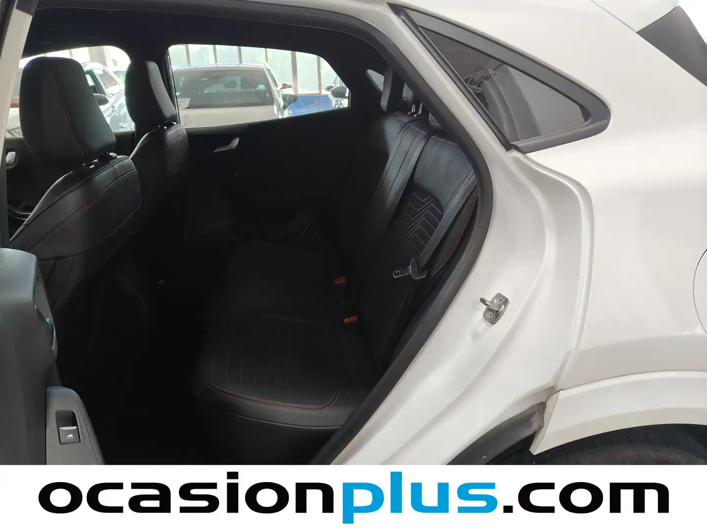 Foto Ford Puma Ford Puma 1.0 EcoBoost MHEV ST-Line X  (125 CV)