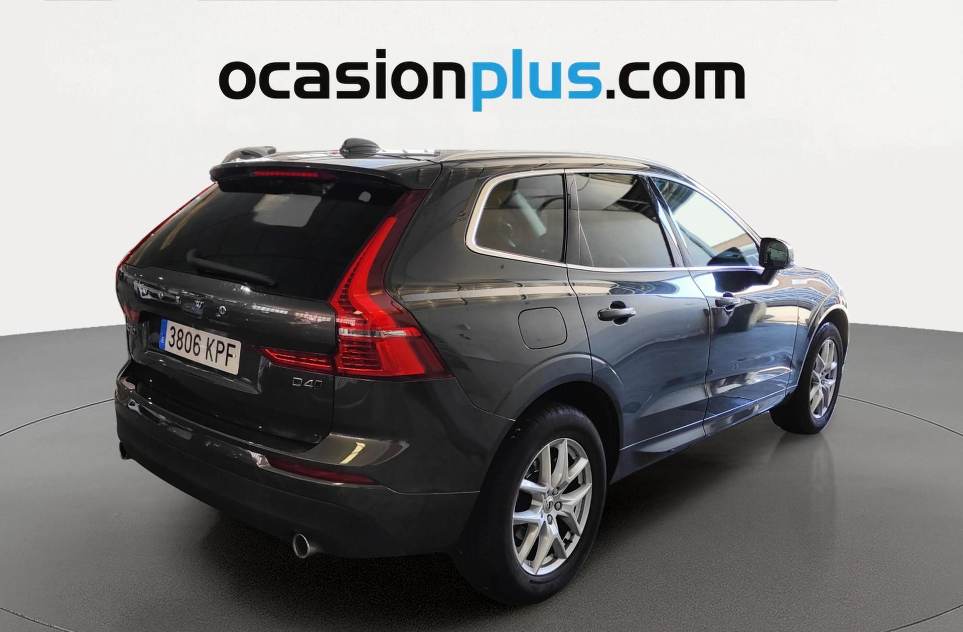 Volvo XC60 D4 Momentum AWD - foto 4