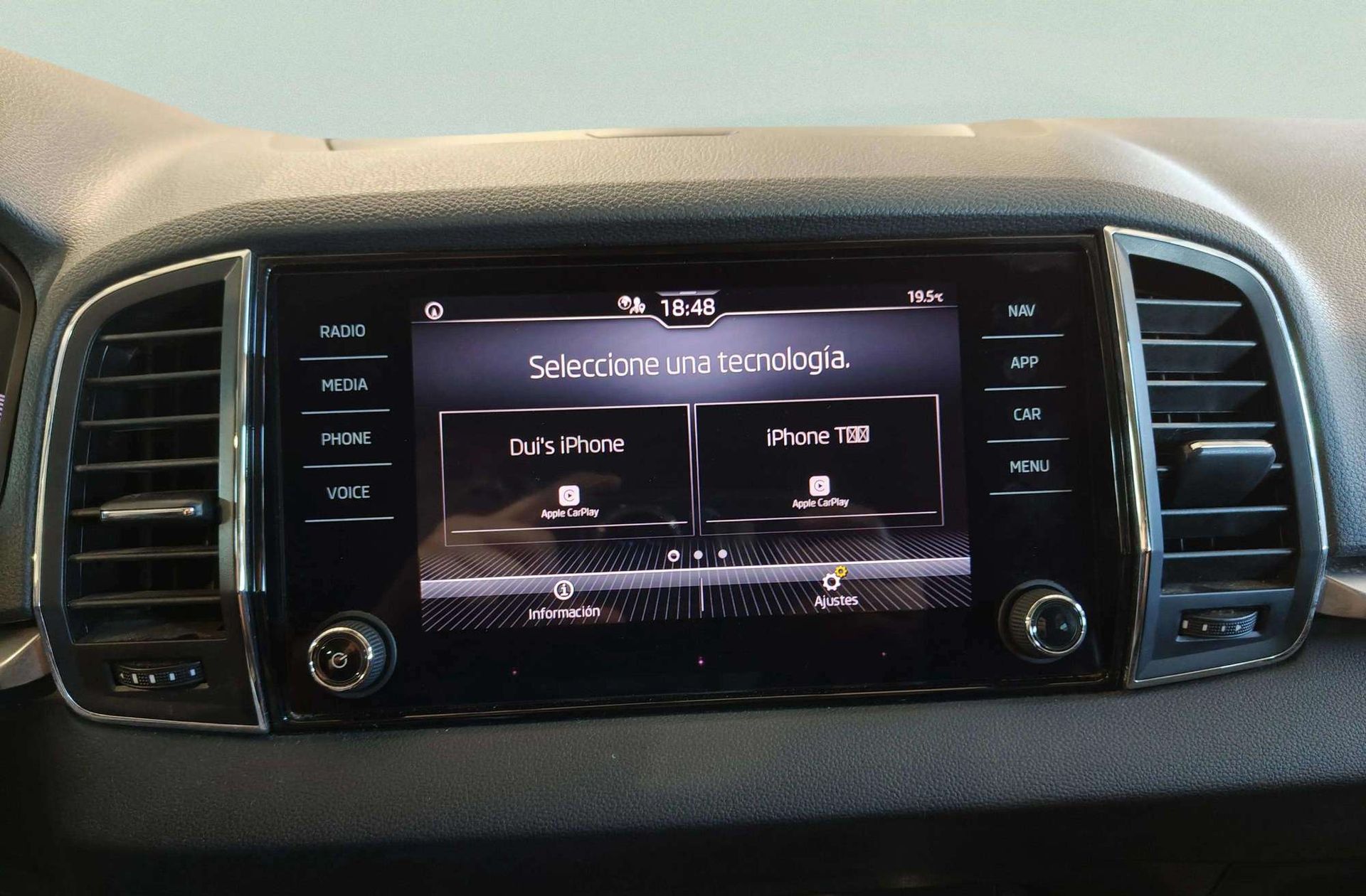 Škoda Karoq 2.0 TDI Selection - foto 7