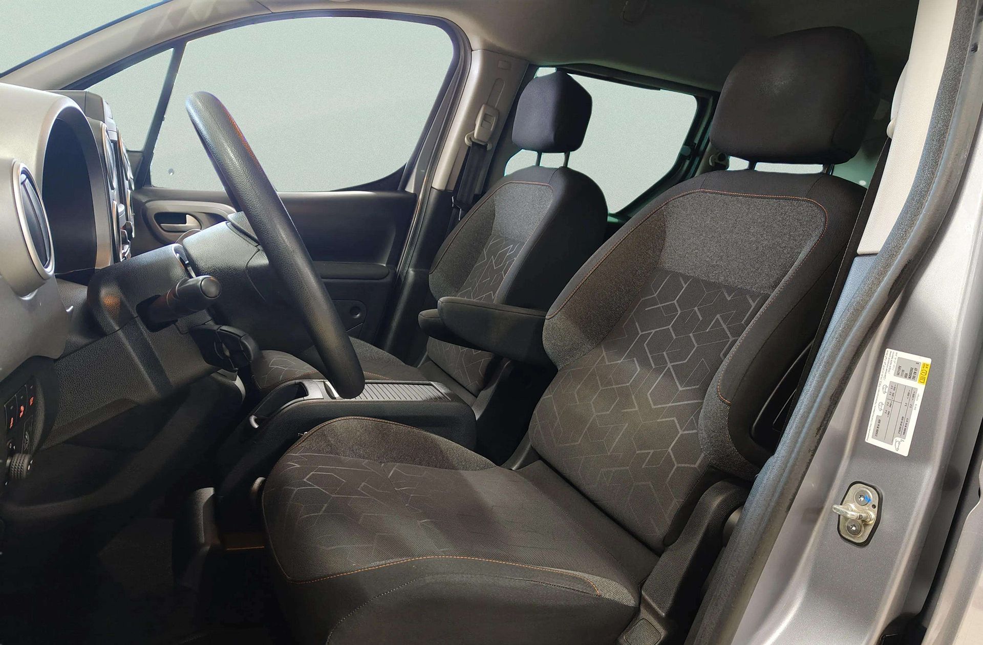 Peugeot Partner Tepee BlueHDi 120 Style - foto 12