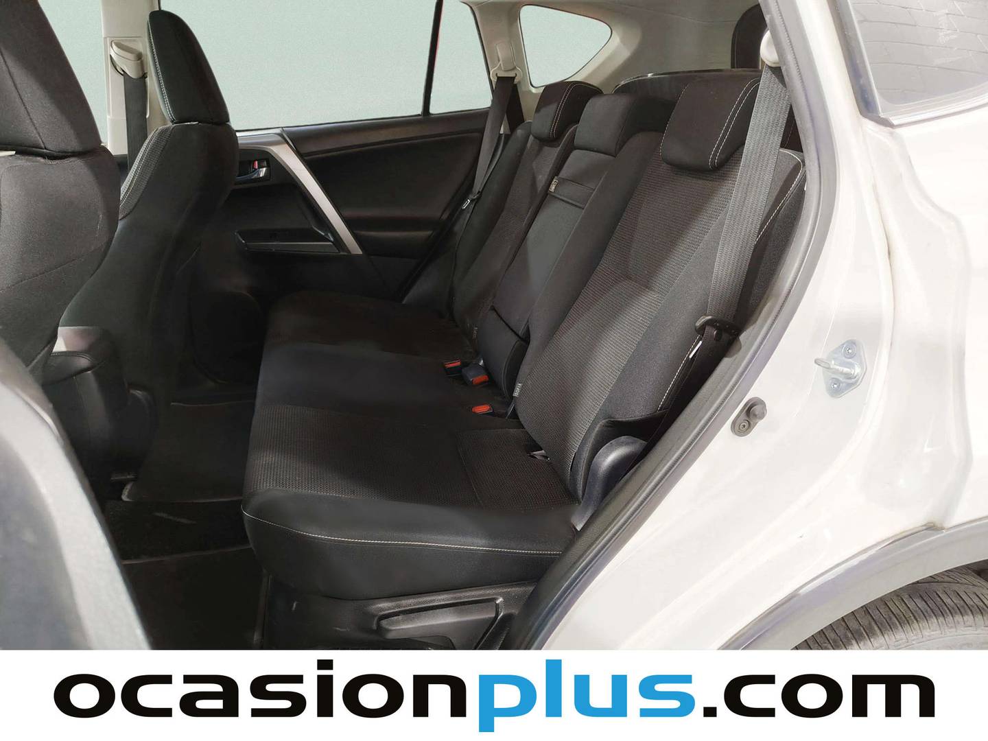 Foto asientos traseros Toyota Rav4 Toyota Rav4 2.5l hybrid Advance Pack Drive 2WD (197 CV)