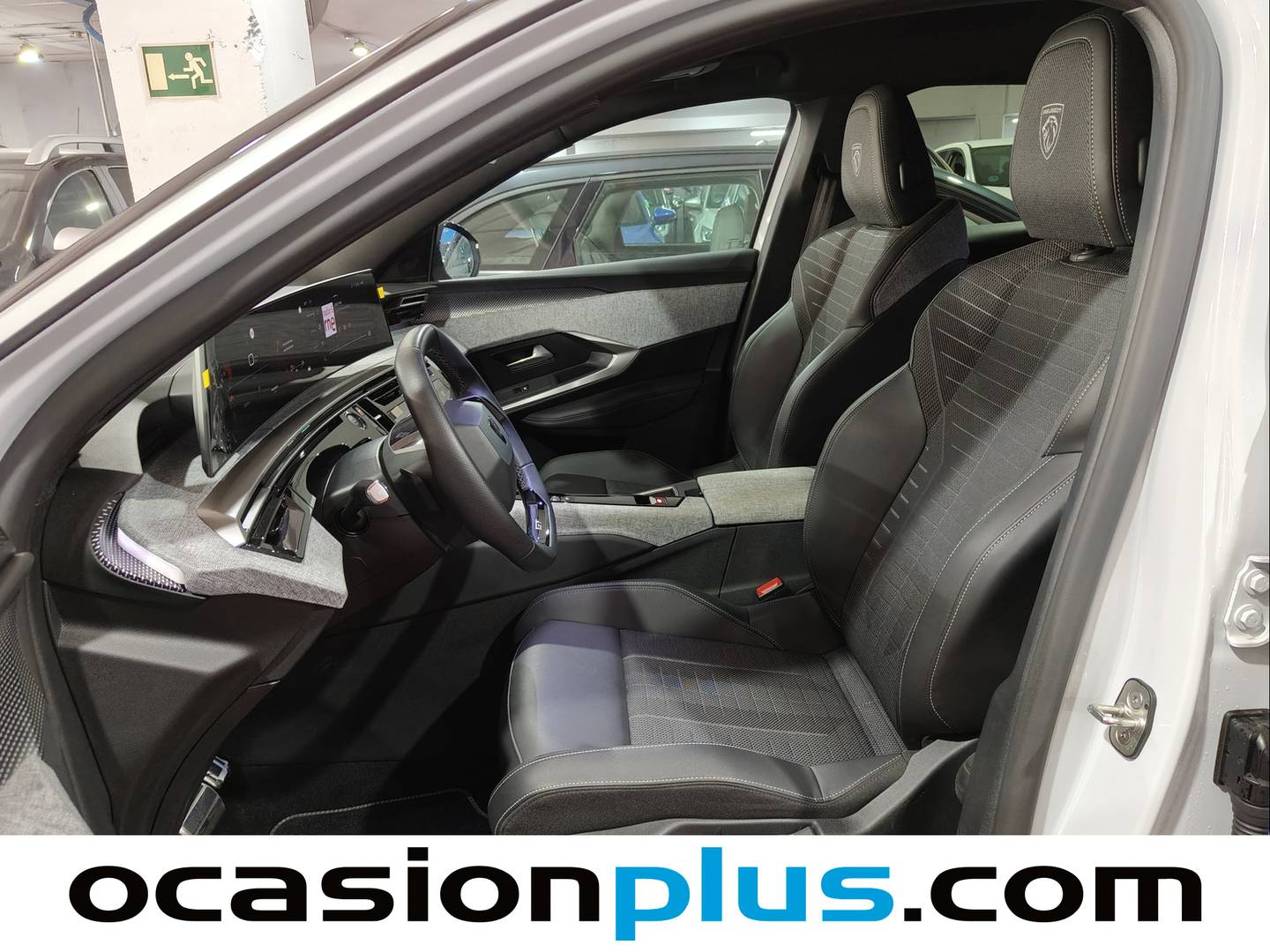 Foto asientos delanteros Peugeot 3008 Hybrid Peugeot 3008 Hybrid GT eDCS6 (145 CV)