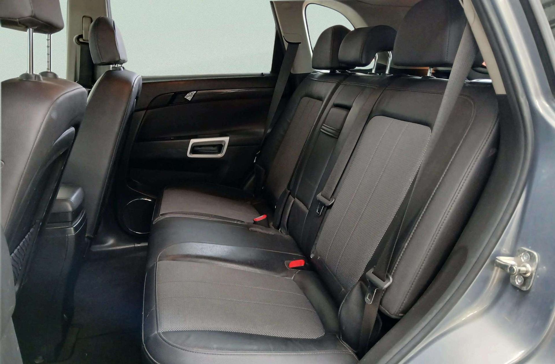 Opel Antara 2.2 CDTI Selective 4x2 - foto 12