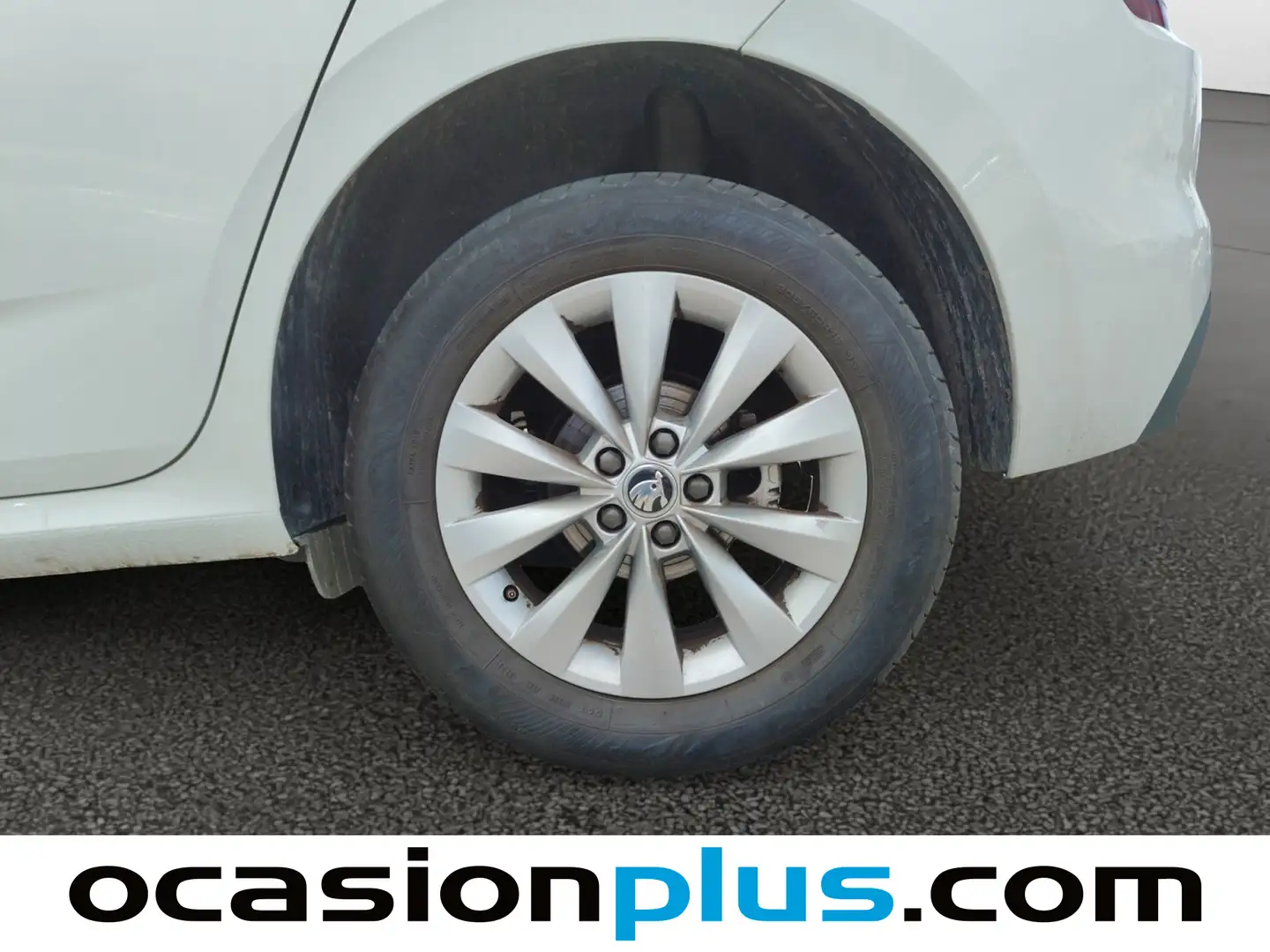 Foto Skoda Kamiq Skoda Kamiq 1.0 TSI Ambition DSG (110 CV)