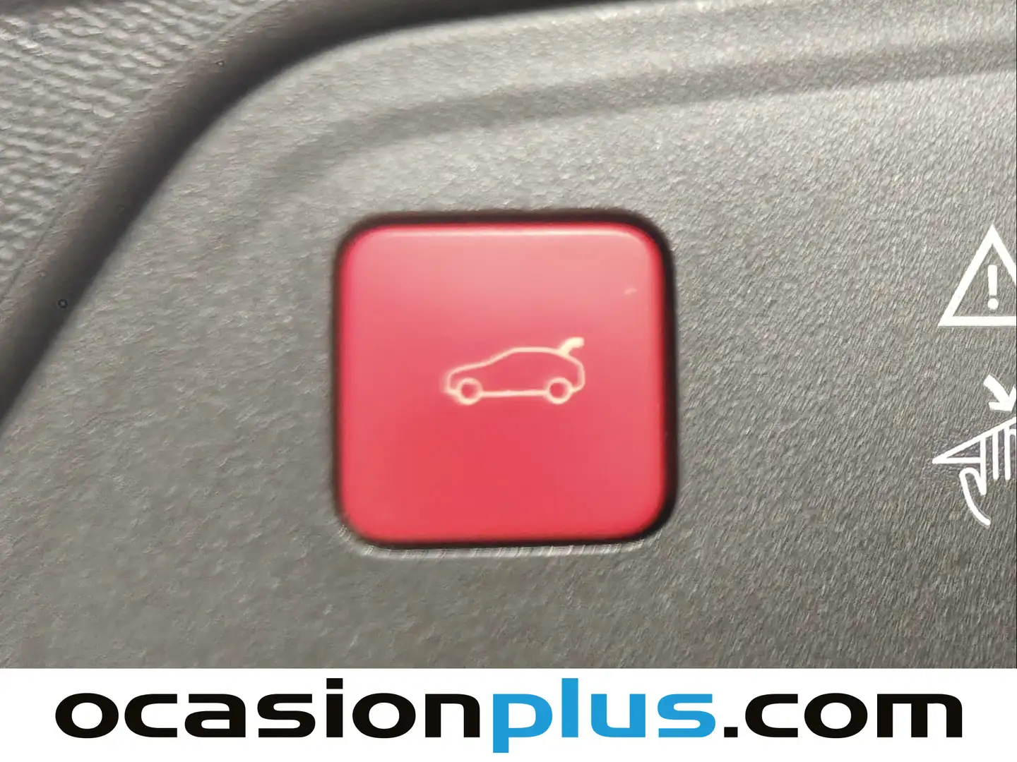 Foto Peugeot 3008 Peugeot 3008 BlueHDI 130 S&S GT Line EAT8 (130 CV)