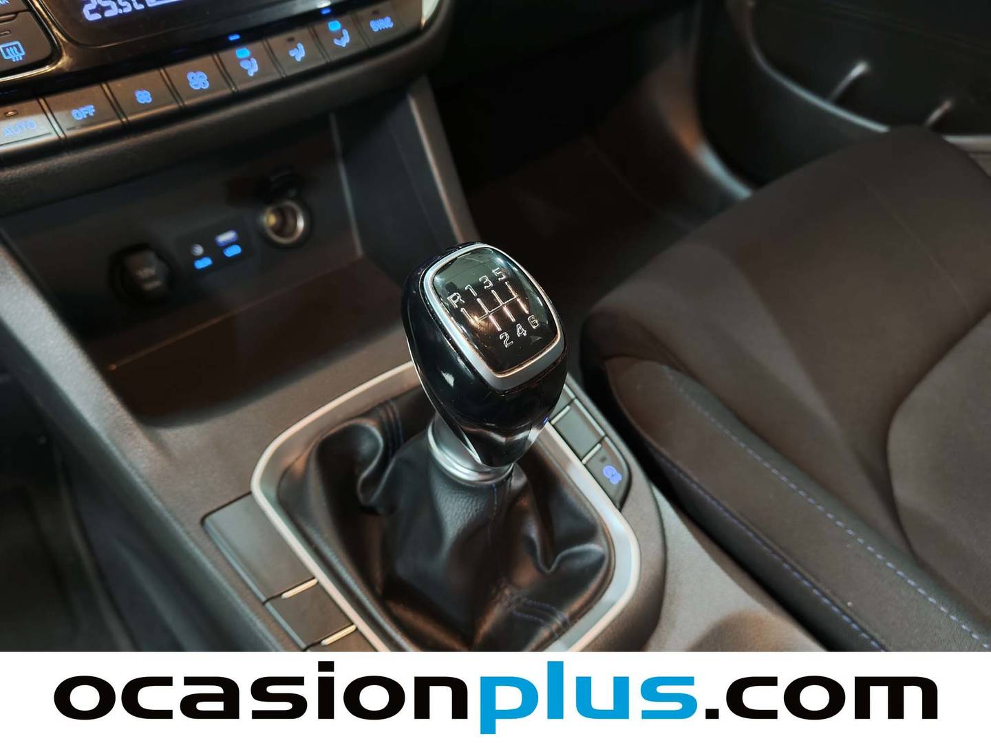 Foto Hyundai i30 Hyundai i30 CW CW 1.0 TGDI Go! (120 CV)