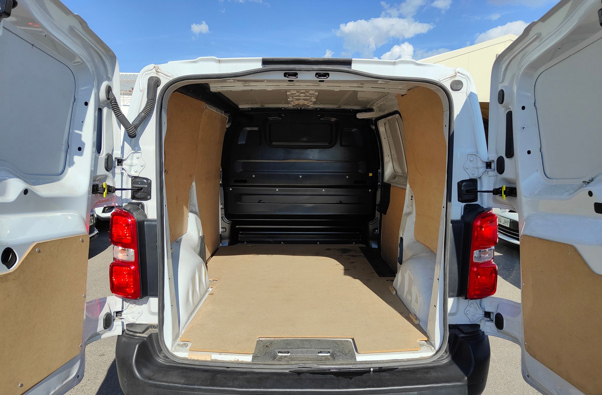 Fiat Scudo Furgon 1.5 BlueHDi L2 - foto 12