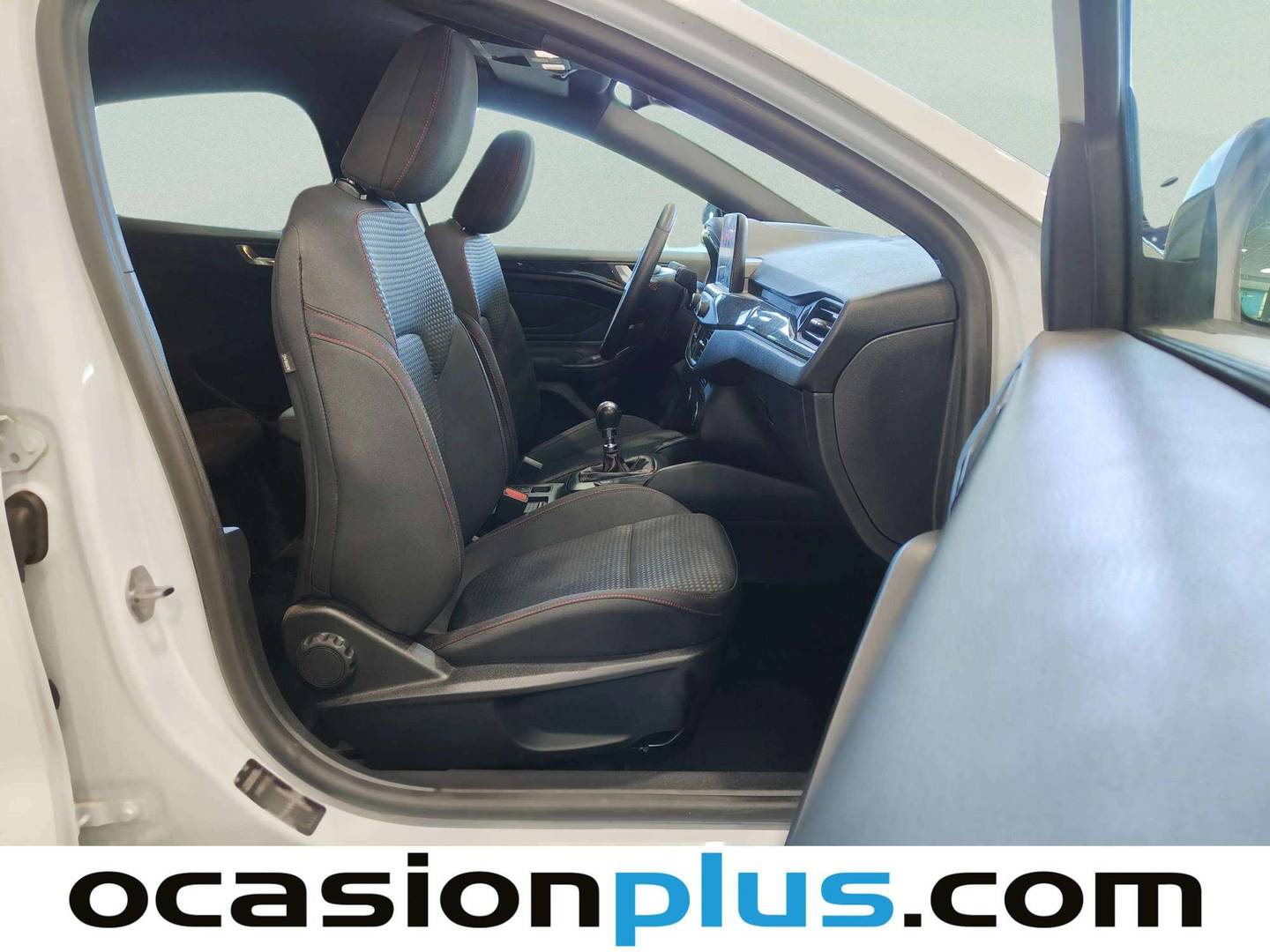 Ford Focus Ford Focus 1.0 Ecoboost MHEV ST-Line (125 CV) seminuevo