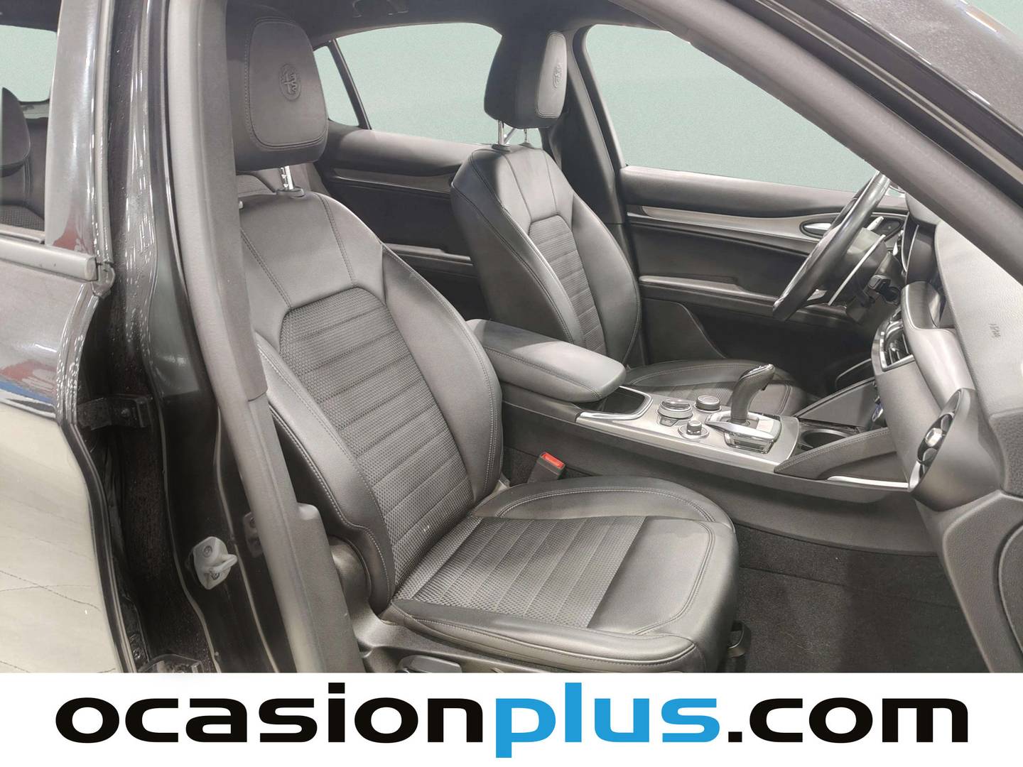 Foto Alfa Romeo Stelvio Alfa Romeo Stelvio 2.0 Gasolina Sprint Q4 Auto (200 CV)