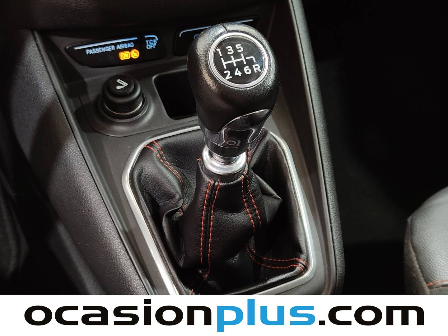 Ford Tourneo Courier Ford Tourneo Courier 1.5 TDCi Sport (100 CV) de segunda mano