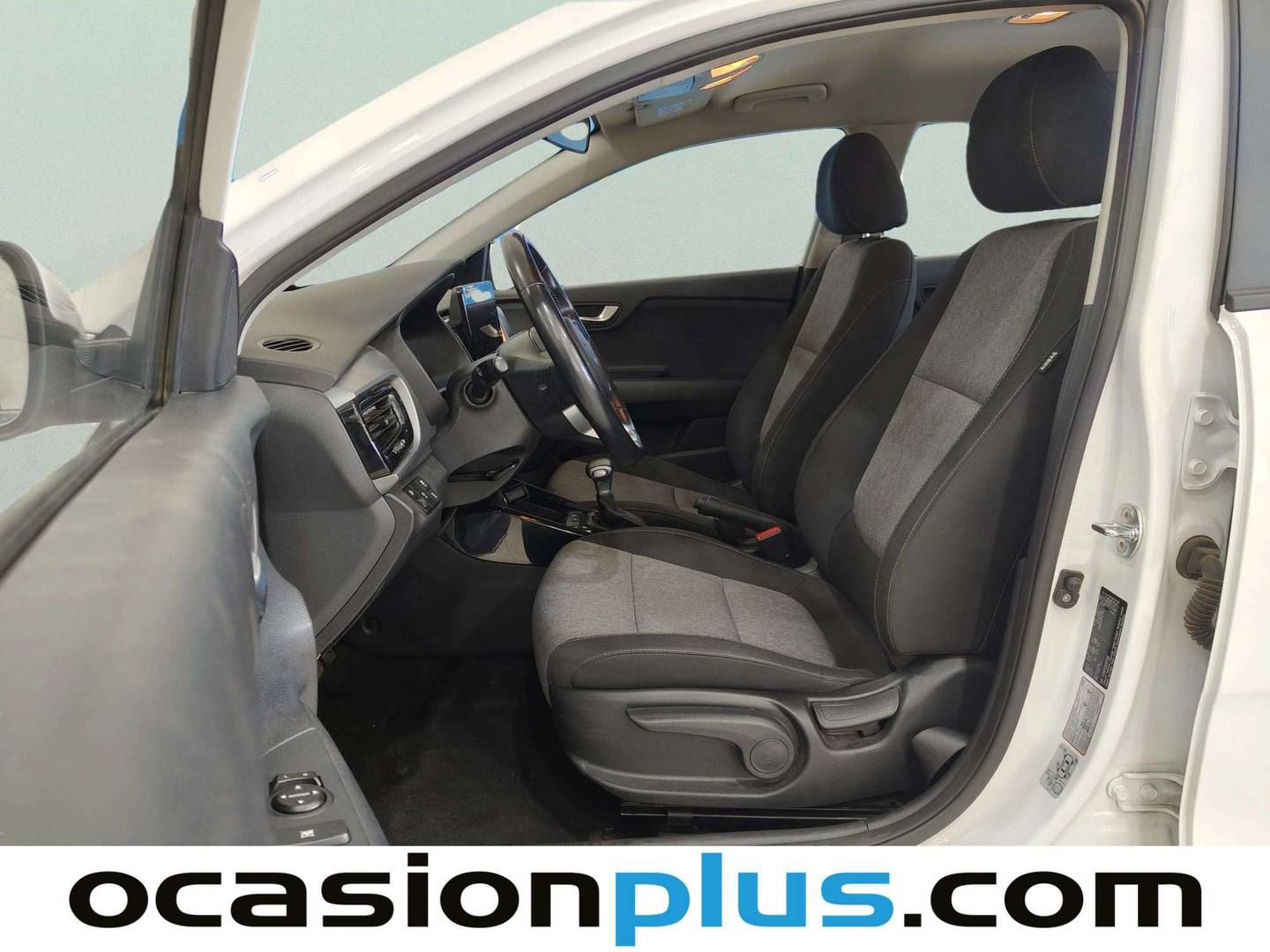 Foto asientos delanteros KIA Stonic KIA Stonic 1.0 T-GDi Drive (100 CV)
