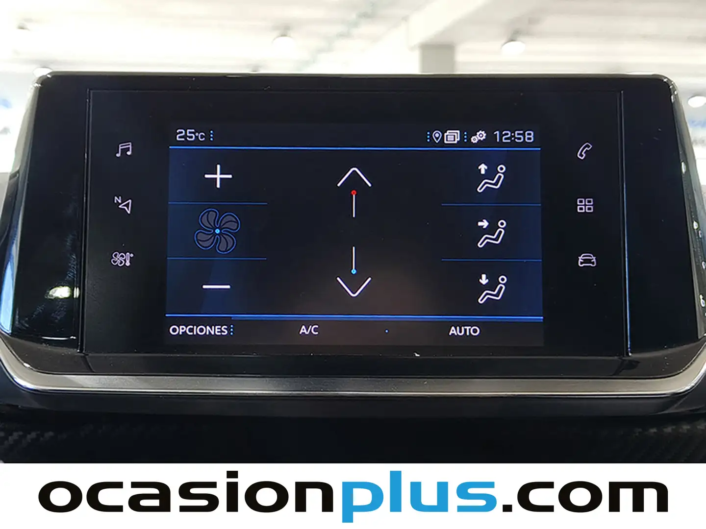 Foto Peugeot 2008 Peugeot 2008 BlueHDi 110 Allure (110 CV)