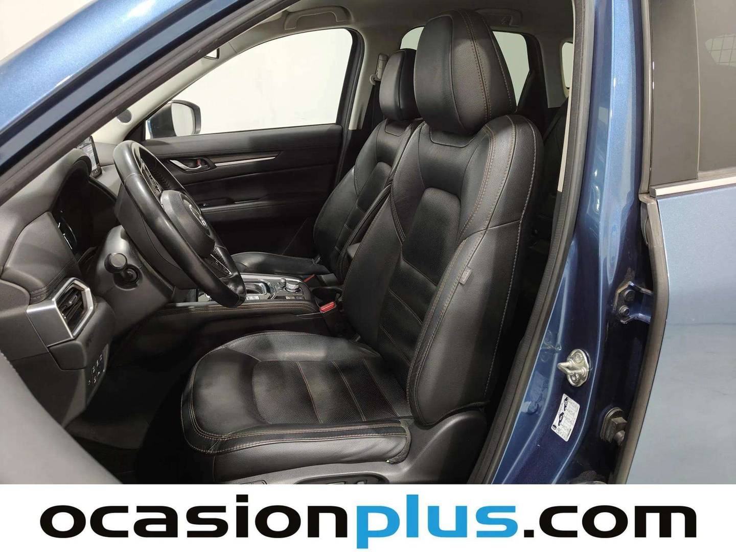 Foto asientos delanteros Mazda CX-5 Mazda CX-5 2.0 G Zenith Black 2WD AT (165 CV)